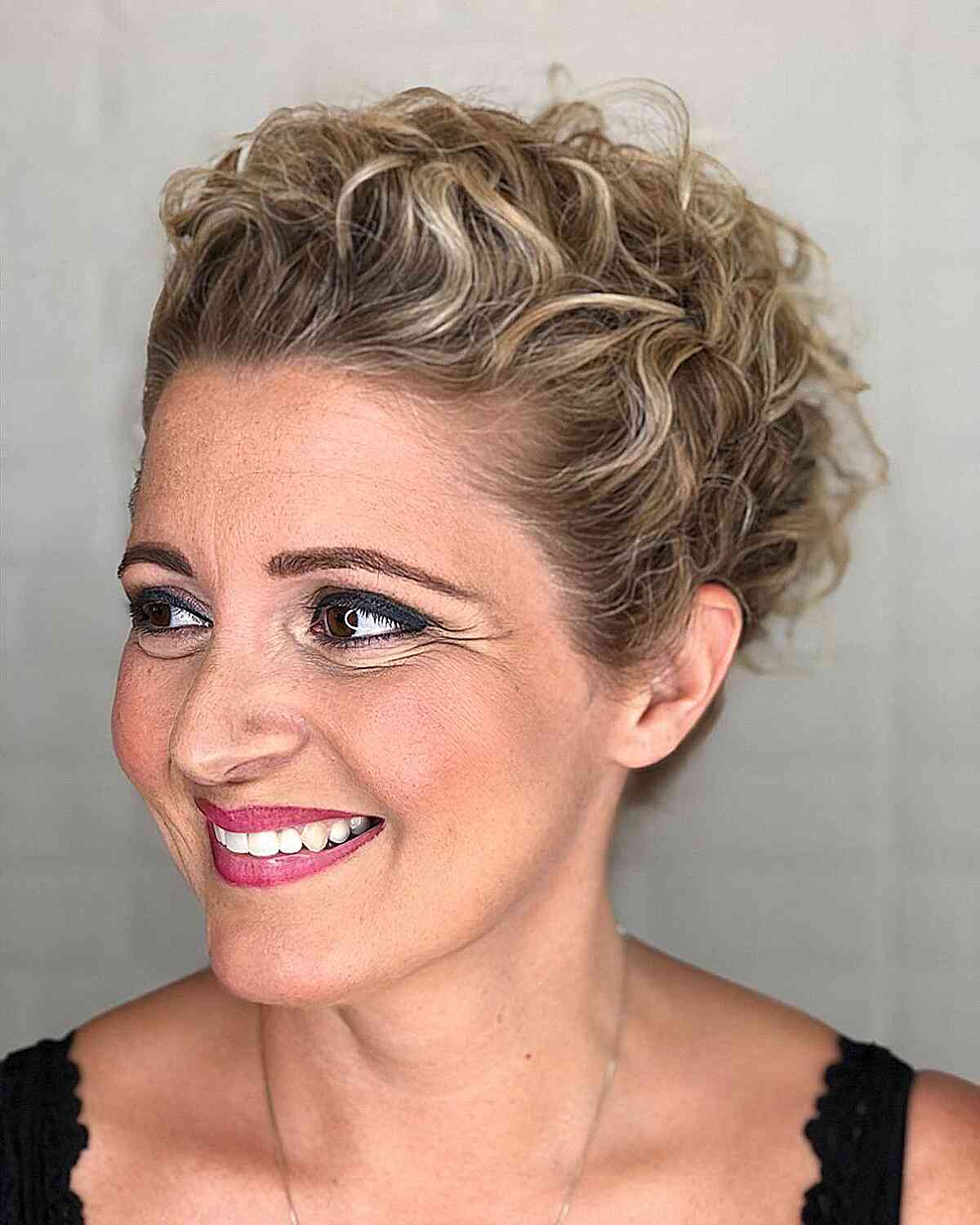 85 Trendy Short Curly Haircuts &amp; Hairstyles for 2025