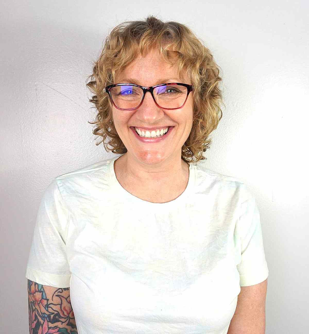 85 Trendy Short Curly Haircuts &amp; Hairstyles for 2025