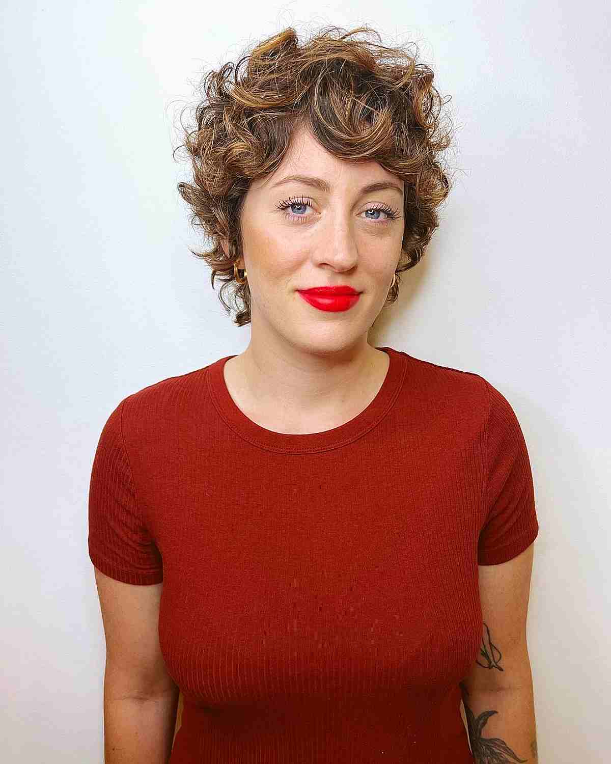 85 Trendy Short Curly Haircuts &amp; Hairstyles for 2025