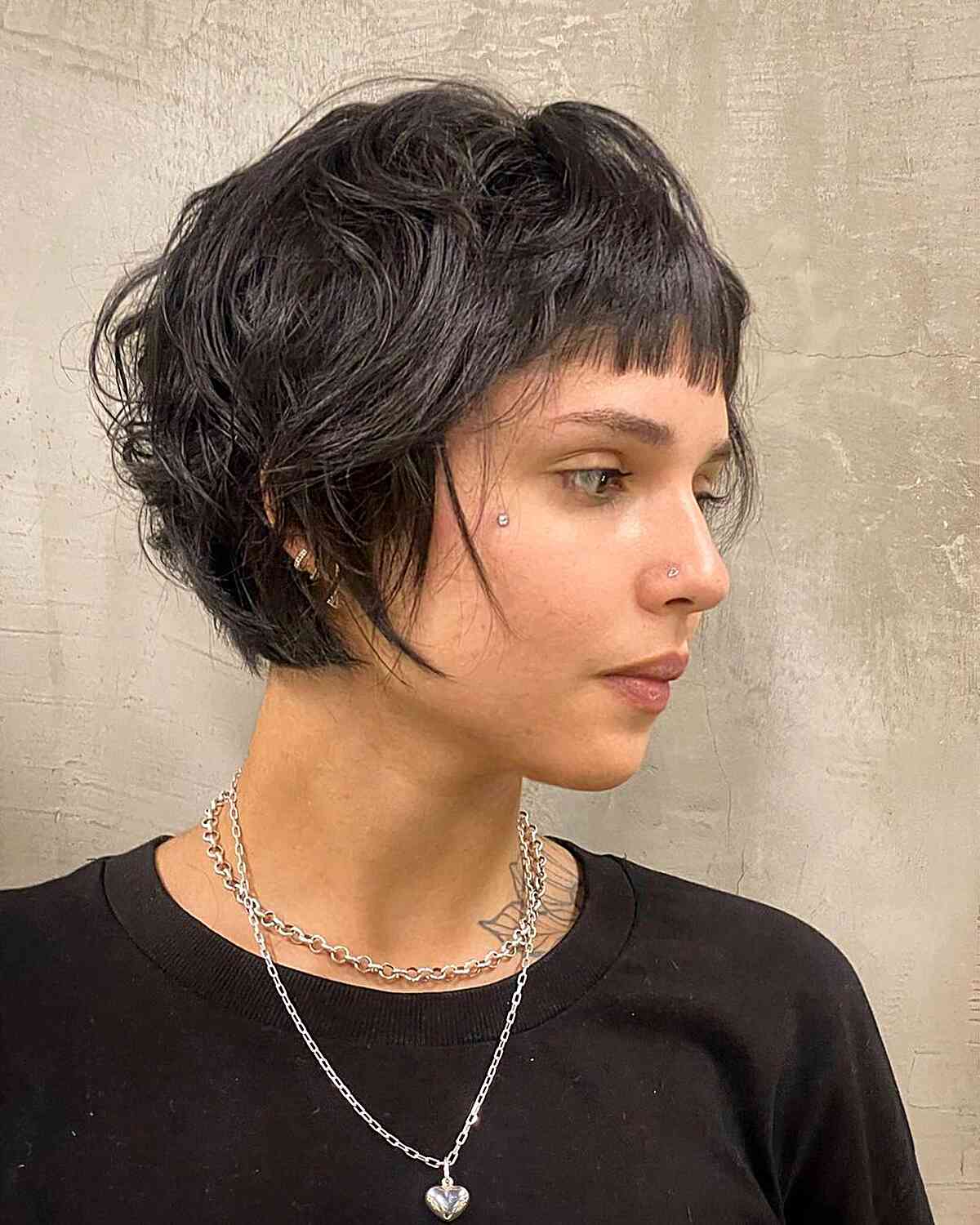 55 Adorable Short Bangs Making Waves in 2025