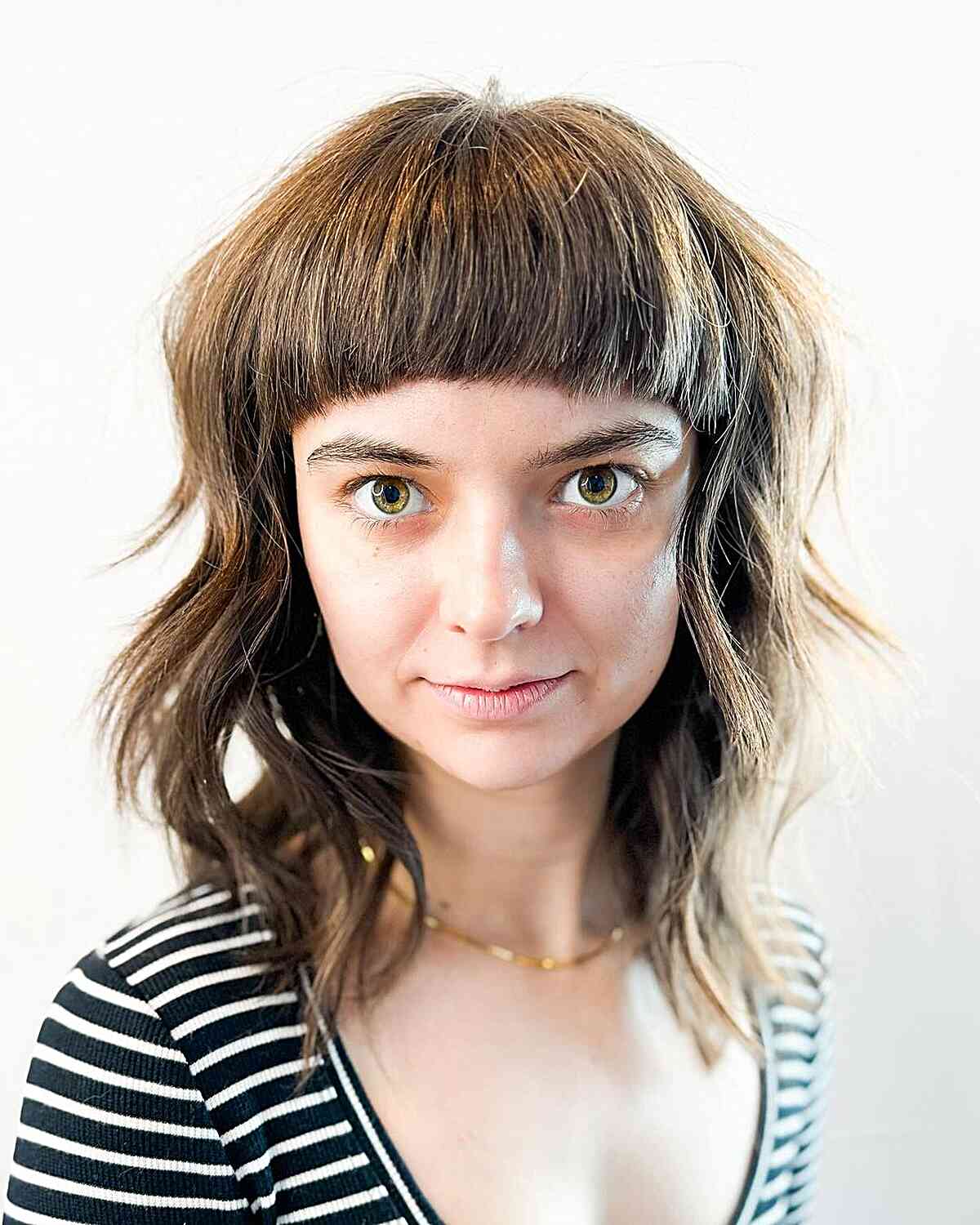 55 Adorable Short Bangs Making Waves in 2025
