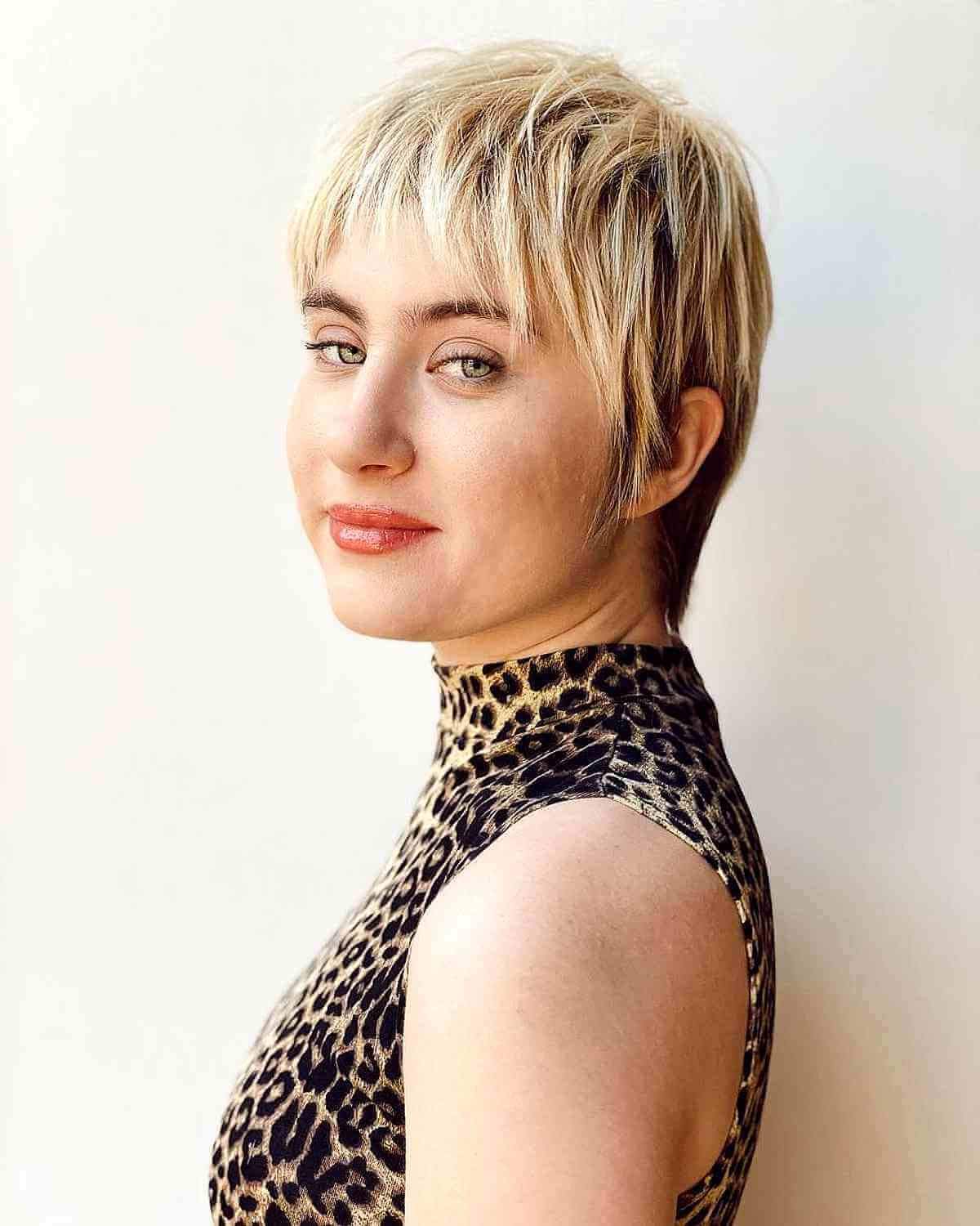 55 Adorable Short Bangs Making Waves in 2025