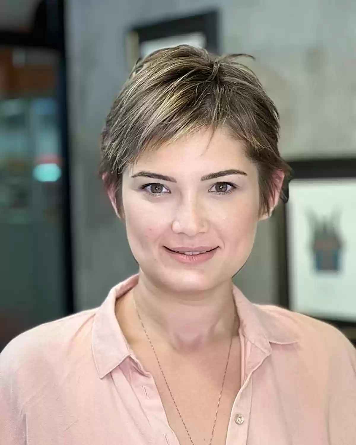 77 Flattering Haircuts for Square Faces to Look Softer and Feminine