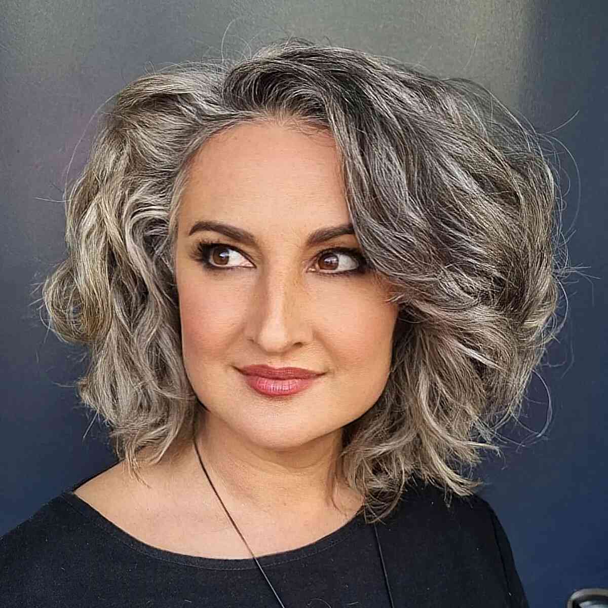 77 Flattering Haircuts for Square Faces to Look Softer and Feminine