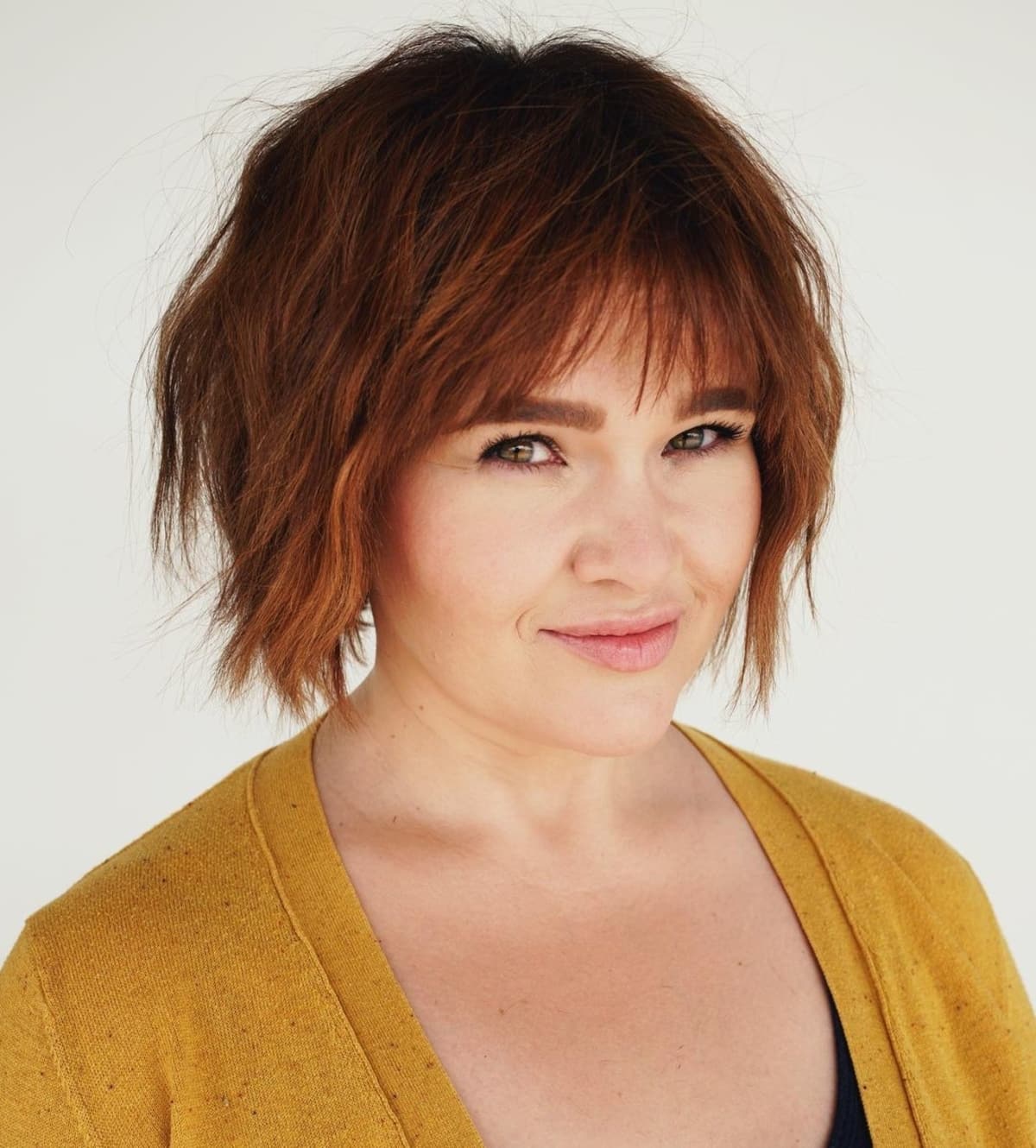 77 Flattering Haircuts for Square Faces to Look Softer and Feminine