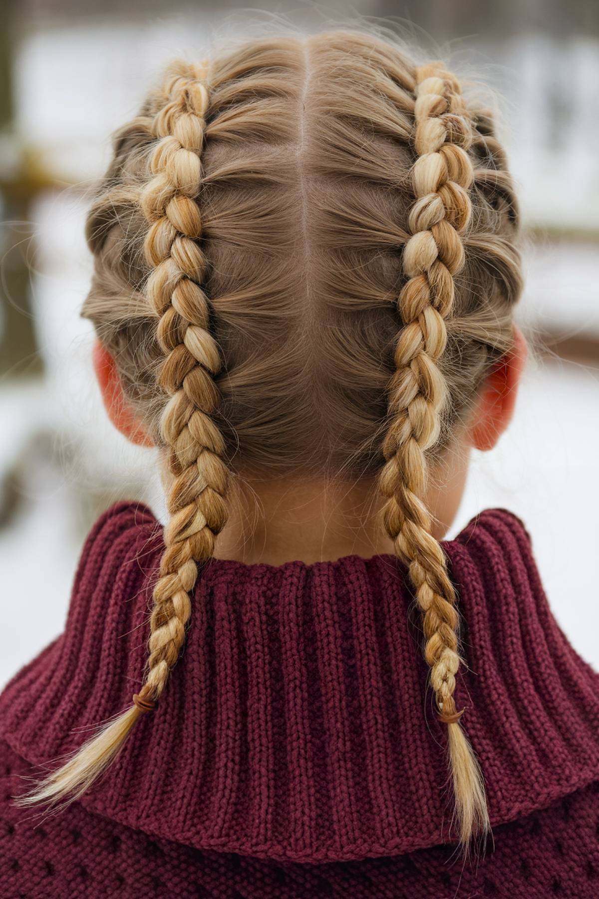 20 Easy Skiing Hairstyles to Stay Chic on the Slopes in 2025