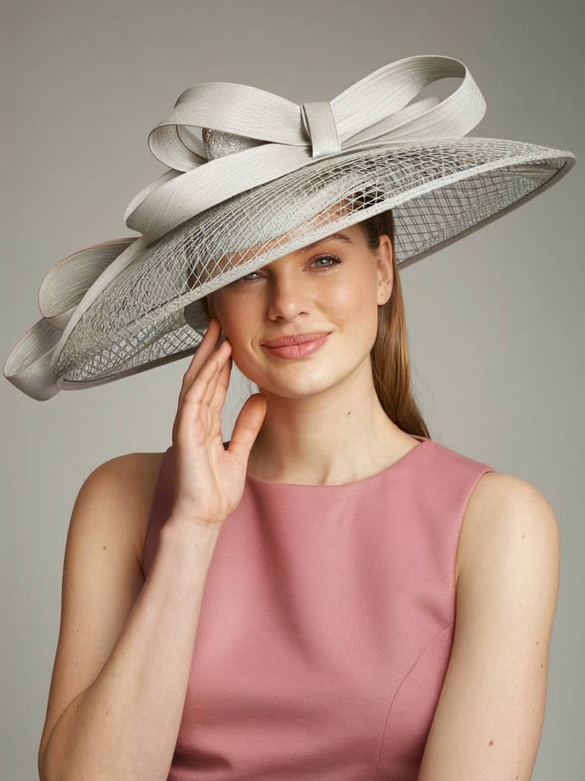 Hat Hairstyles: 15+ Chic Looks to Try This Year in 2025