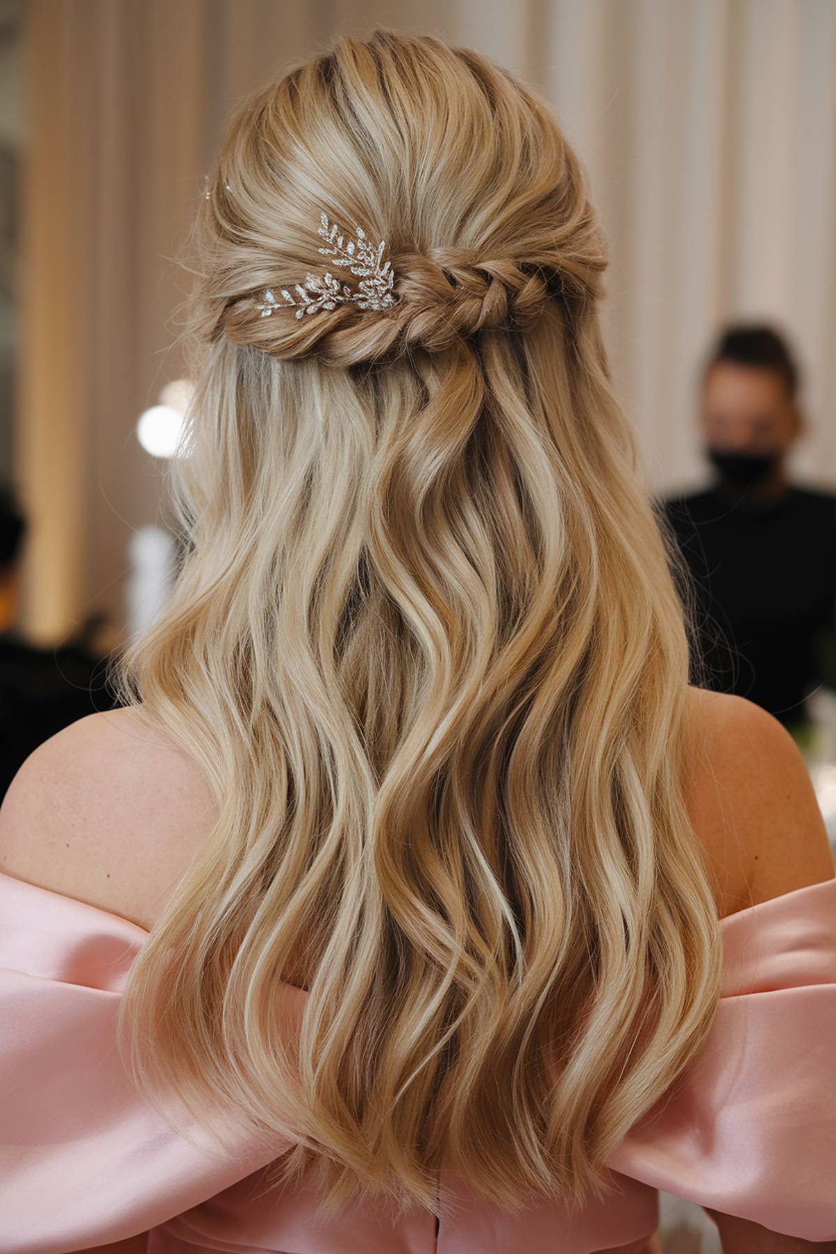 15+ Stunning Wedding Hairstyles Trending in 2025