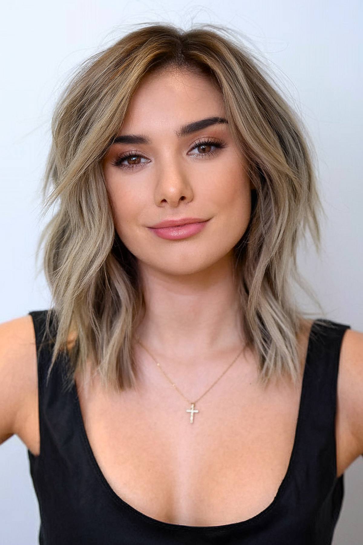 15+ Trendy Shag Haircuts for Straight Hair in 2025