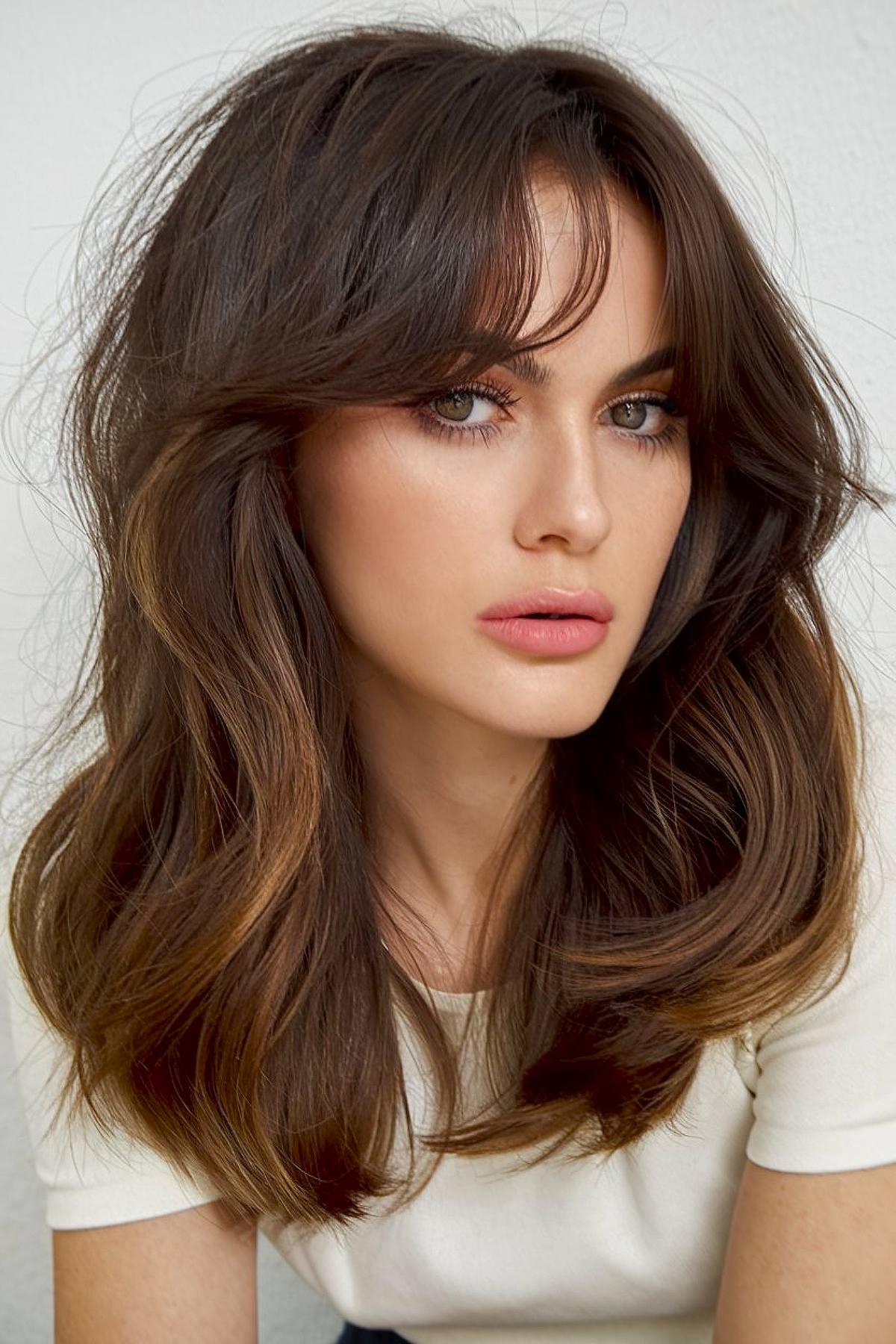 Best Hairstyles for Thick, Wavy Hair in 2025 + 2025