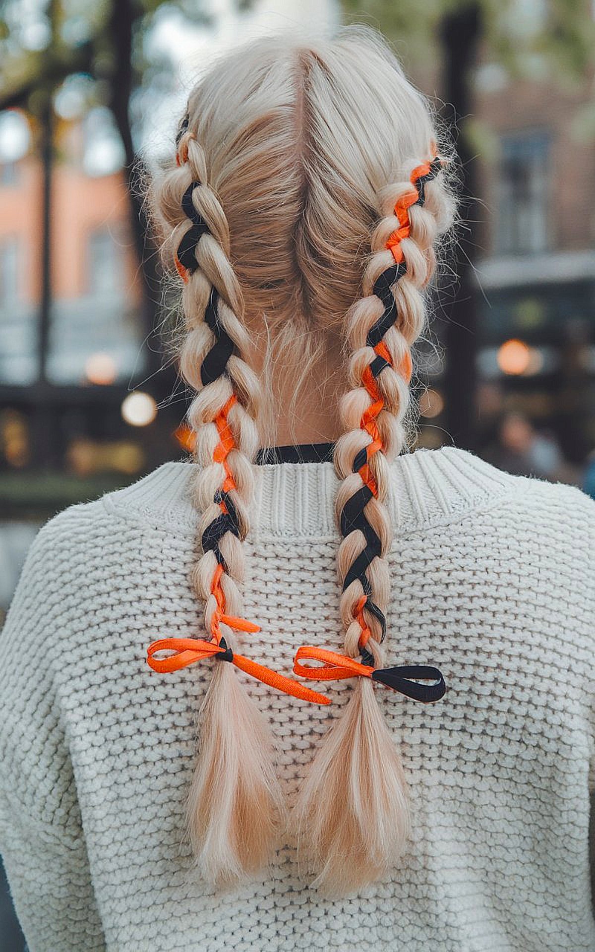 17 Spooky Chic Halloween Hairstyles Trending in 2025