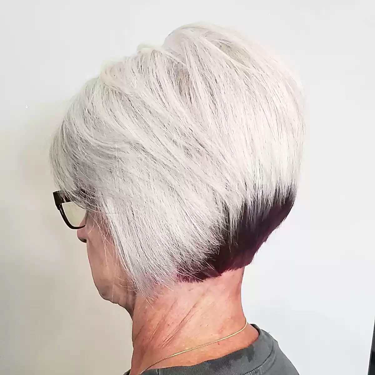 Here Are 25 Older Women Who Perfectly Pull Off The Modern “Wedge Cut” With Style