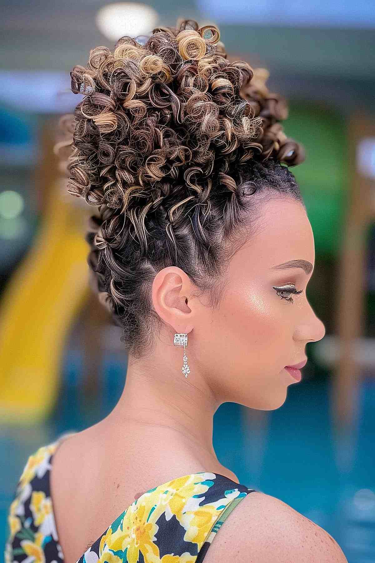 25 Waterpark Hairstyles That Will Keep You Looking Fabulous All Day in 2025