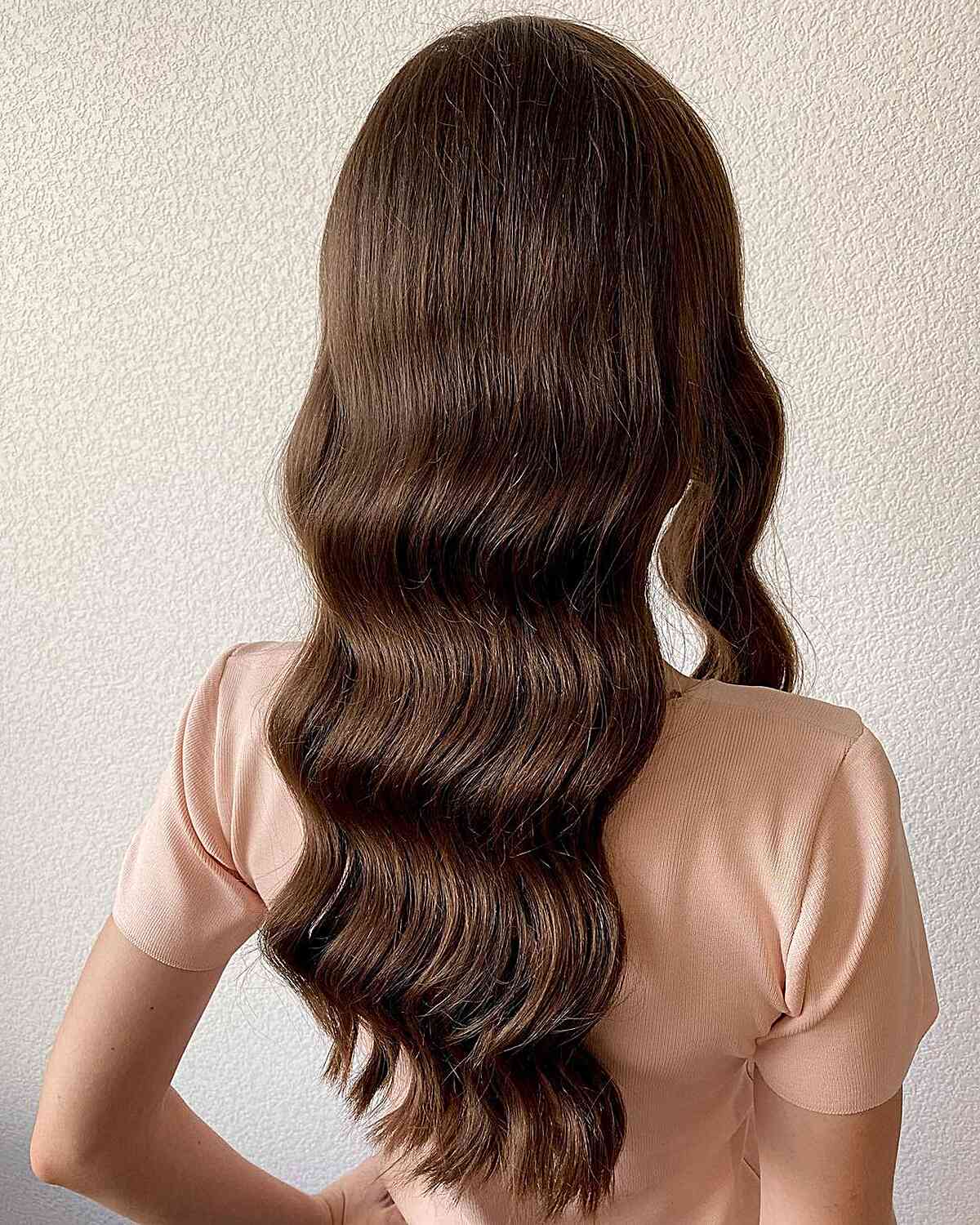 25 Absolutely Gorgeous Ways to Get “Hollywood Waves” for Your Next Event