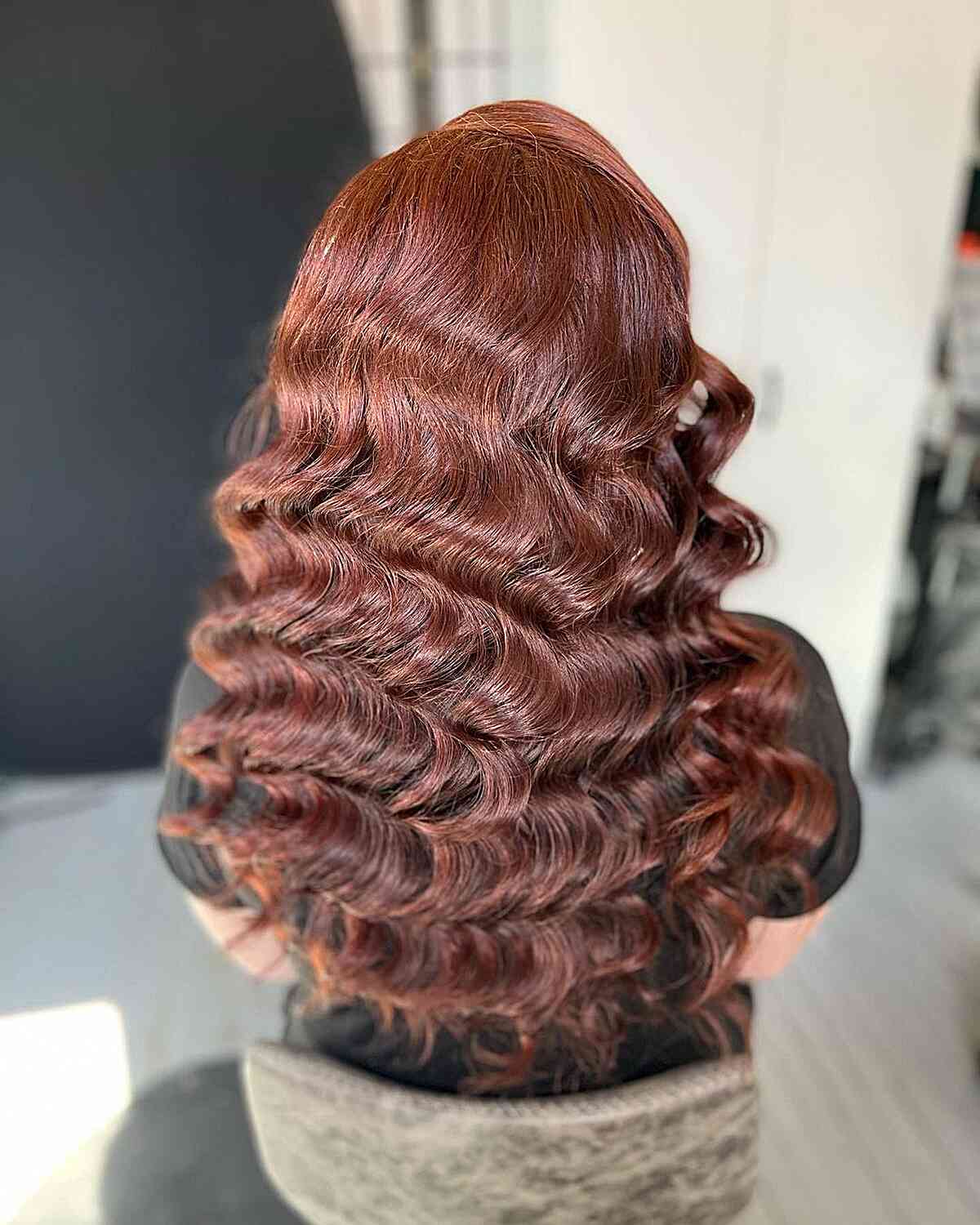 25 Absolutely Gorgeous Ways to Get “Hollywood Waves” for Your Next Event