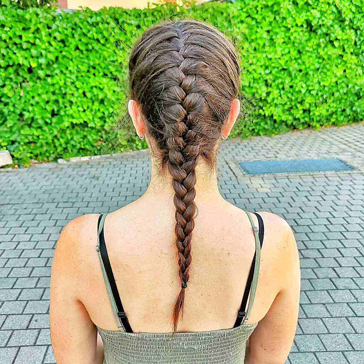 20 Cheerleading Hairstyles for Team Players