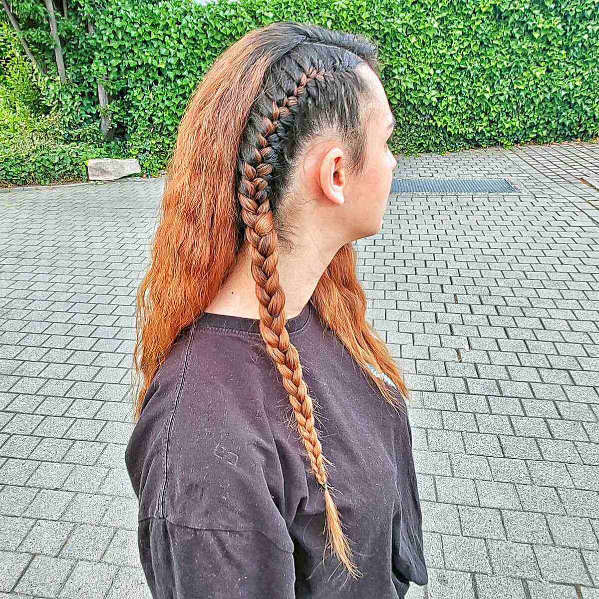 20 Cheerleading Hairstyles for Team Players