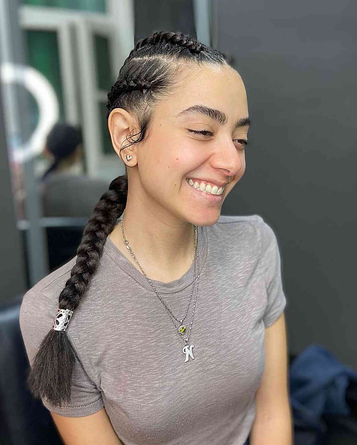 28 Perfect Softball Hairstyles That Are Trendy and Practical