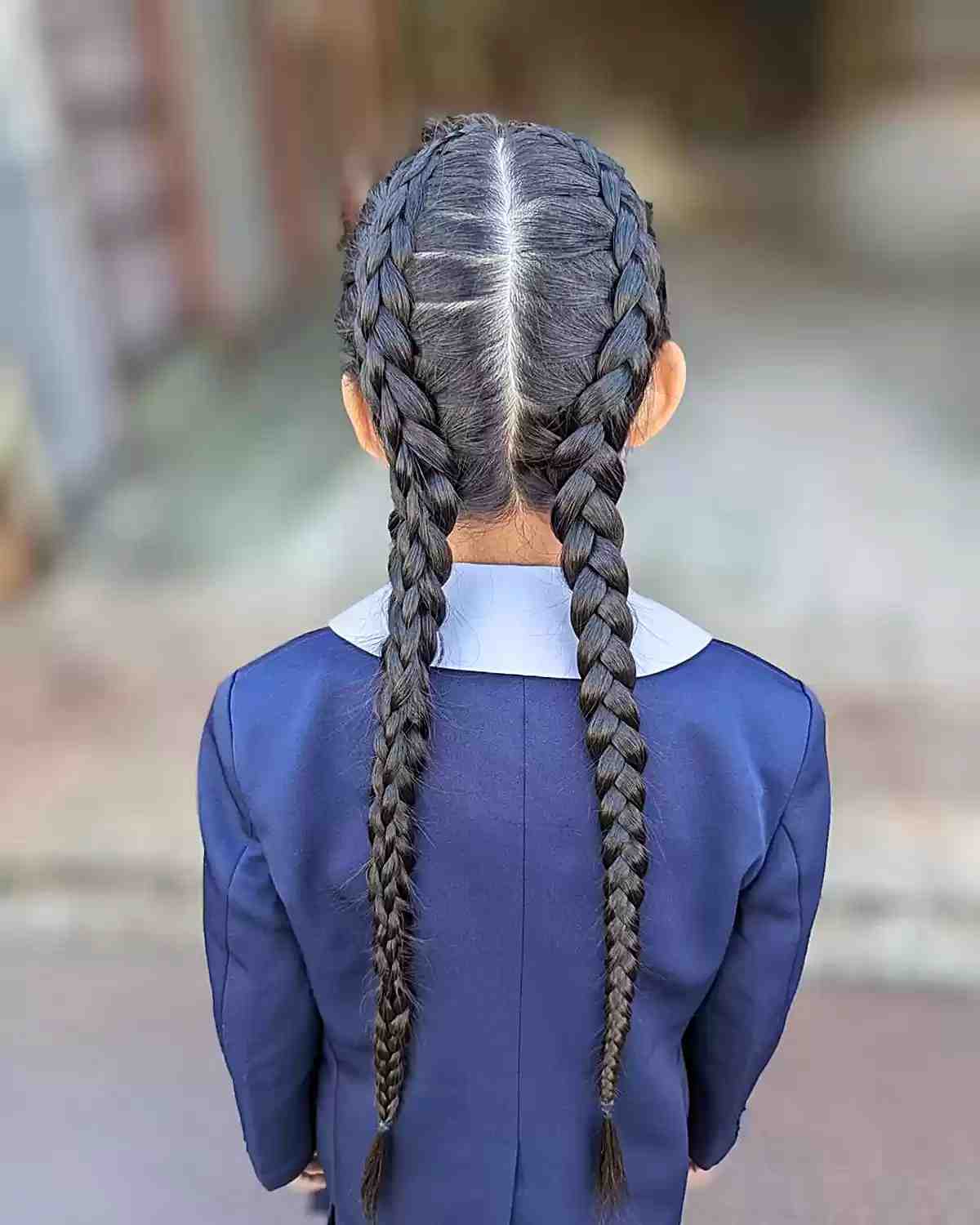 28 Perfect Softball Hairstyles That Are Trendy and Practical