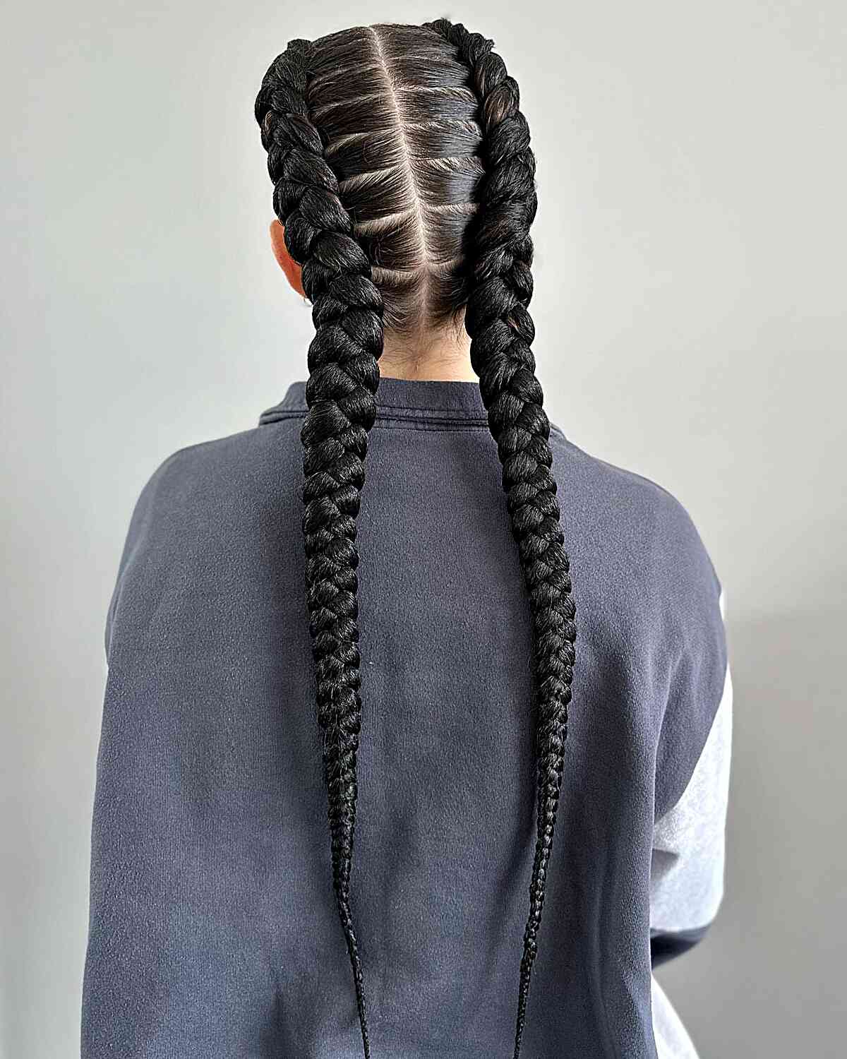 28 Perfect Softball Hairstyles That Are Trendy and Practical