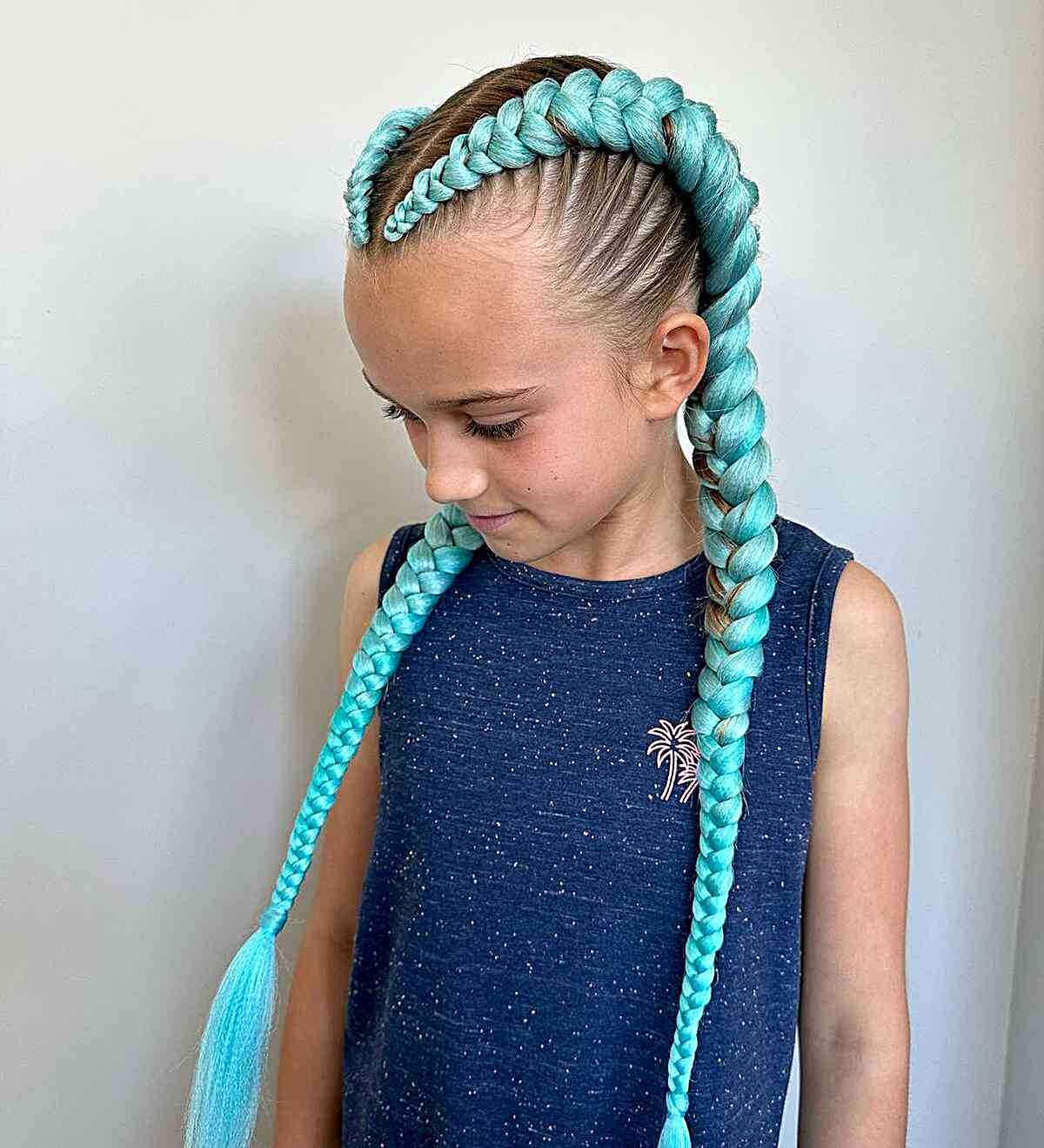 28 Perfect Softball Hairstyles That Are Trendy and Practical