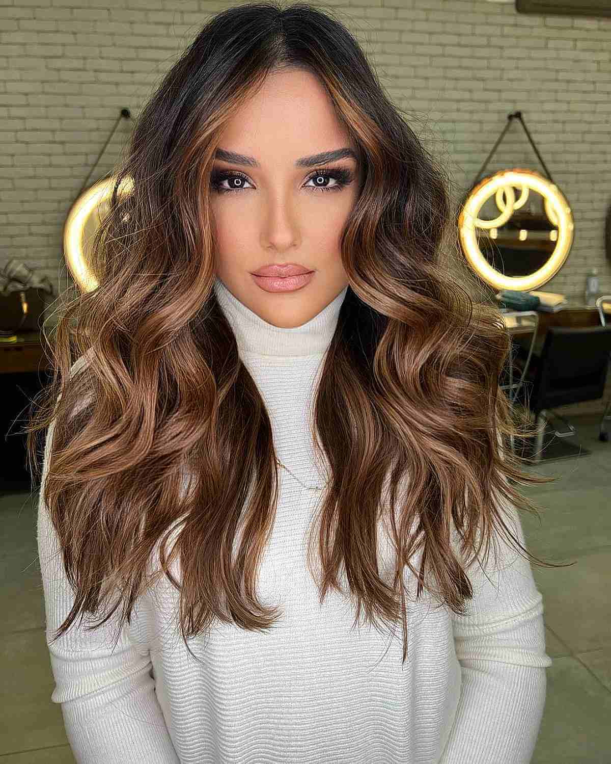 The Top 47 Hairstyles for Heart-Shaped Faces of 2025
