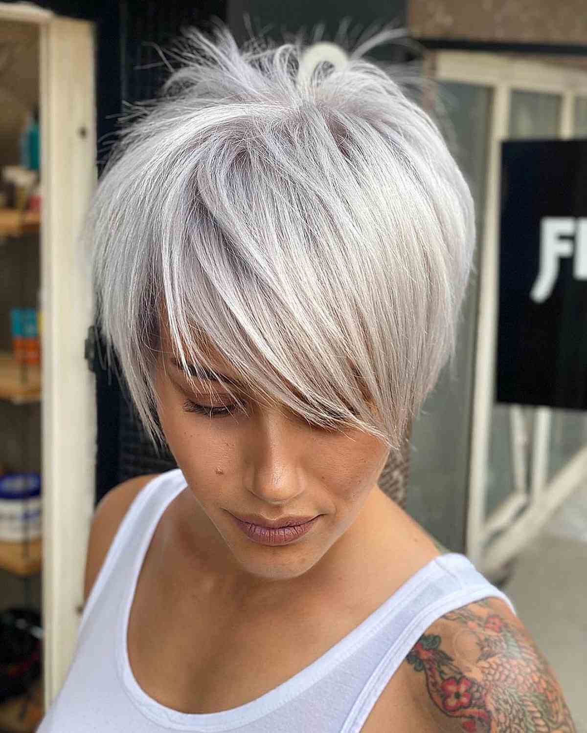 The Top 47 Hairstyles for Heart-Shaped Faces of 2025