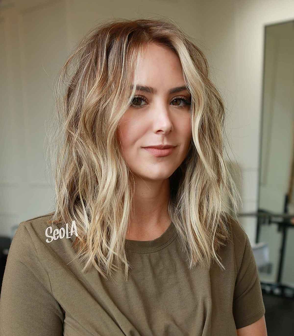 The Top 47 Hairstyles for Heart-Shaped Faces of 2025