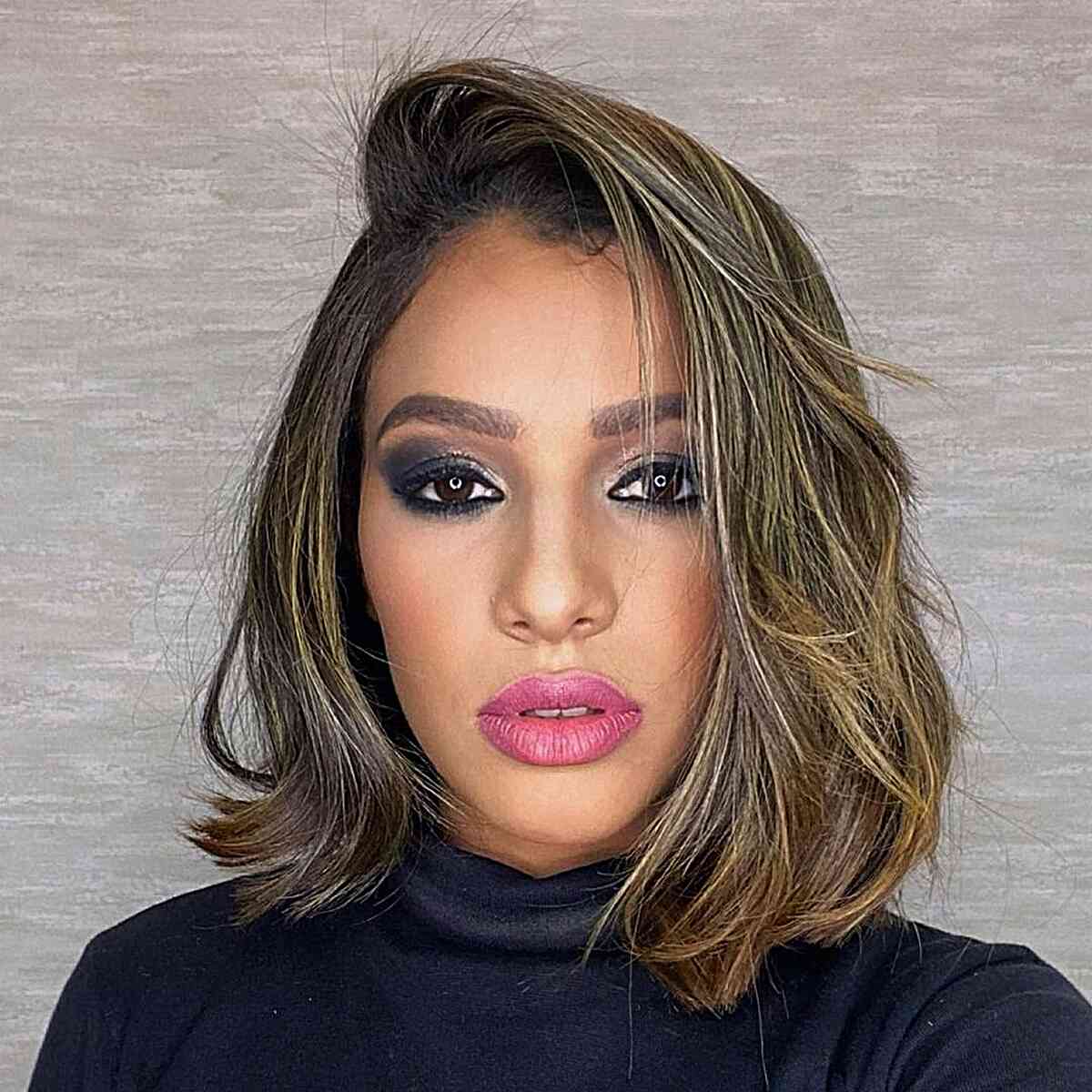 The Top 47 Hairstyles for Heart-Shaped Faces of 2025