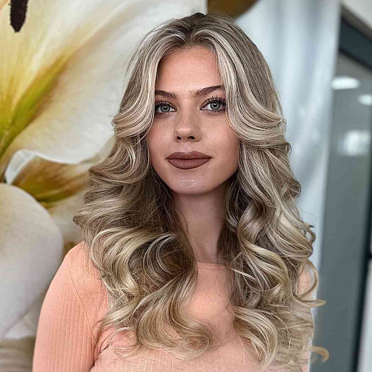 69 Middle Part Hairstyles Trending Right Now
