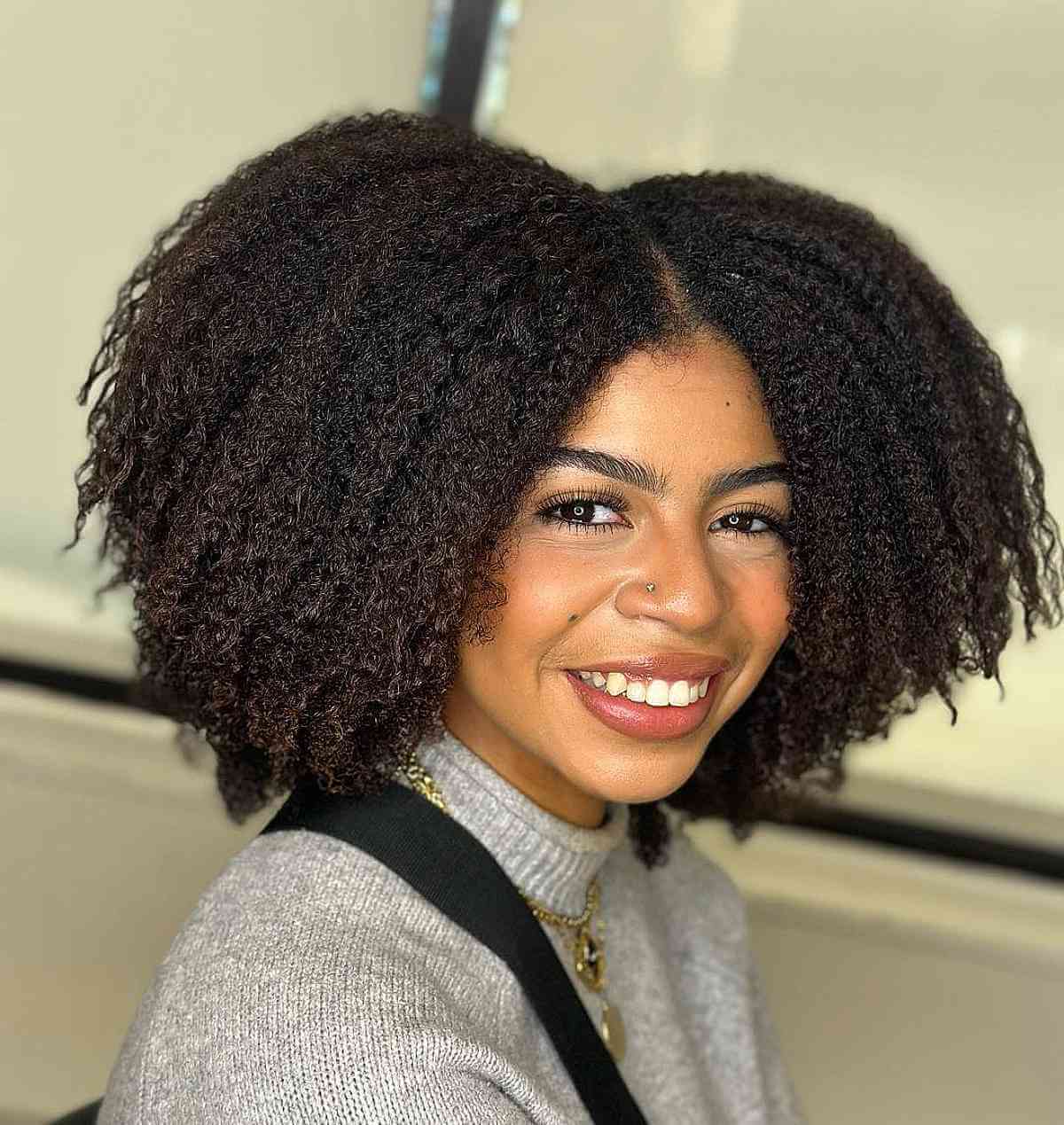 69 Middle Part Hairstyles Trending Right Now