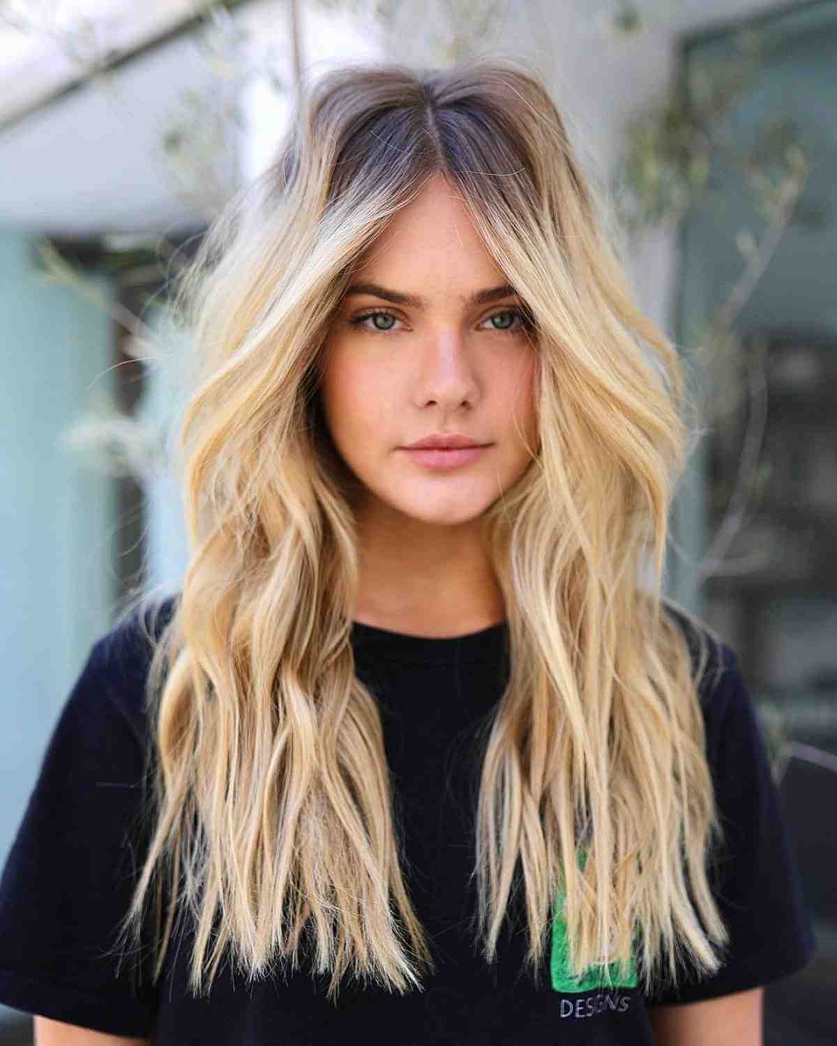 69 Middle Part Hairstyles Trending Right Now