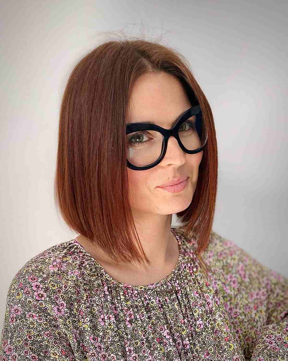 69 Middle Part Hairstyles Trending Right Now