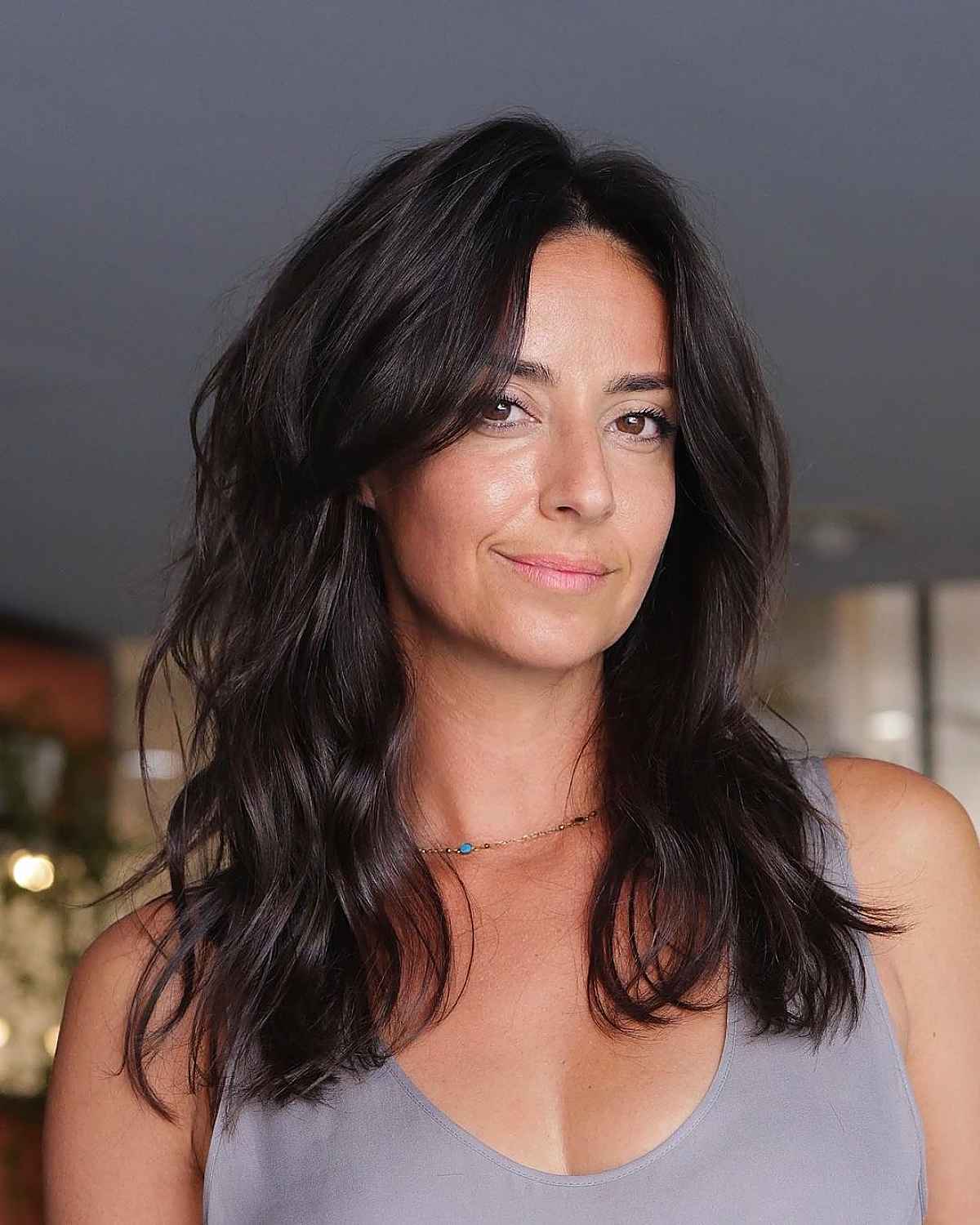 69 Middle Part Hairstyles Trending Right Now