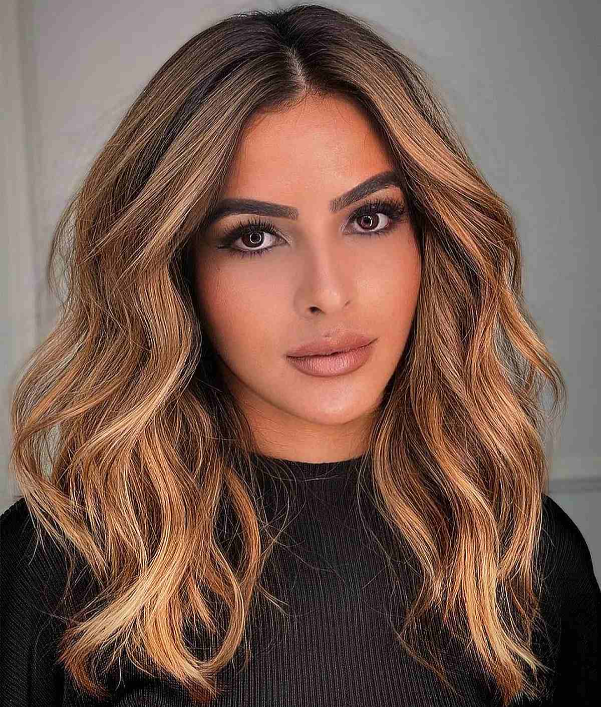 69 Middle Part Hairstyles Trending Right Now
