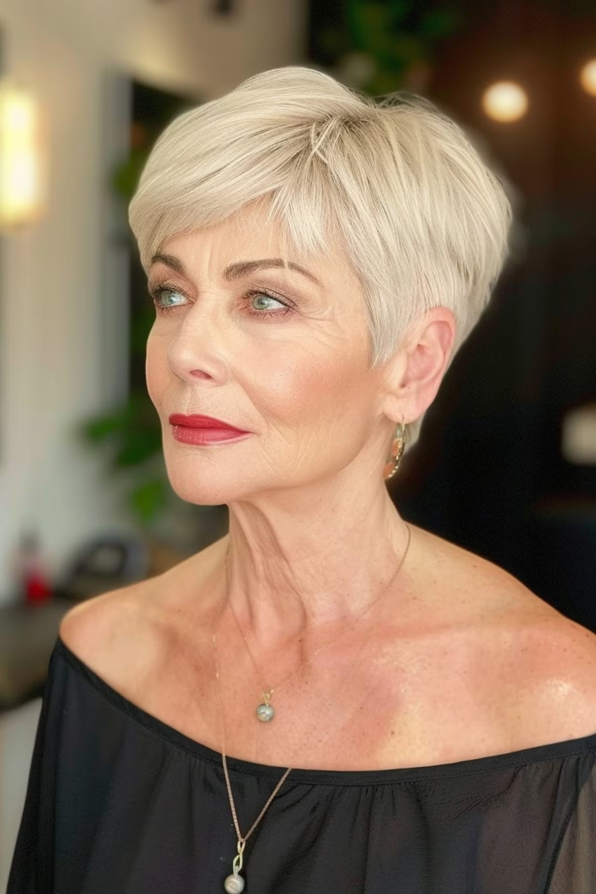 31 Volume-Boosting Haircuts for Older Women With Thin Hair