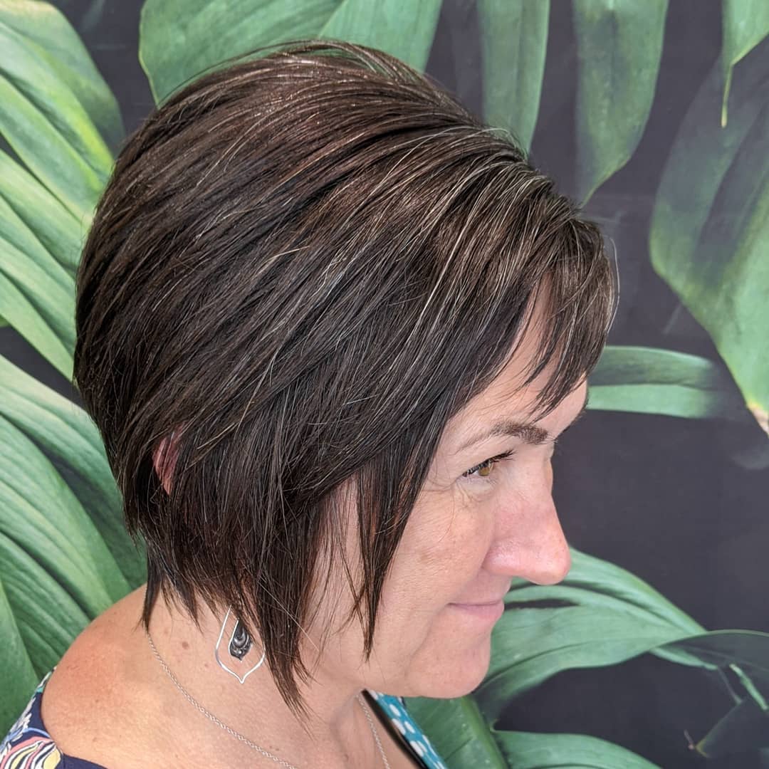 31 Volume-Boosting Haircuts for Older Women With Thin Hair