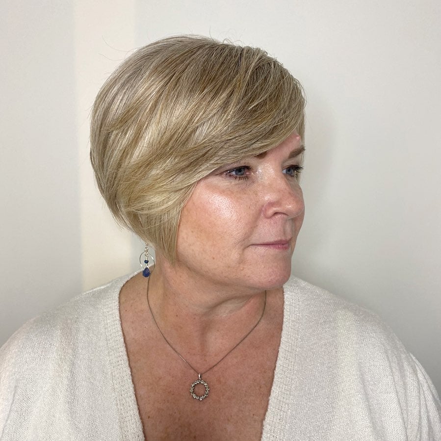 31 Volume-Boosting Haircuts for Older Women With Thin Hair