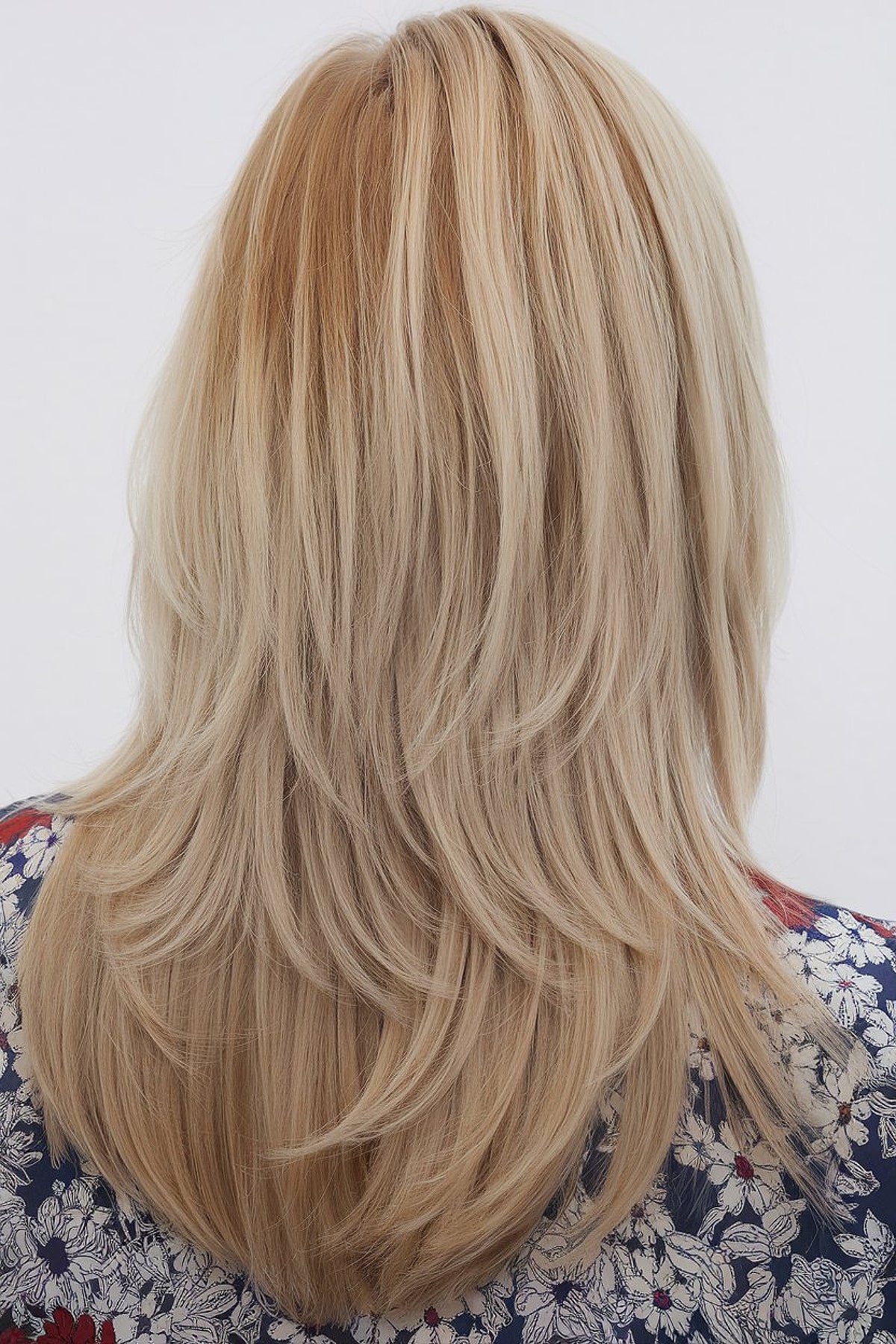 40 Easy Medium-Length Haircuts You Have to Show Your Stylist in 2025