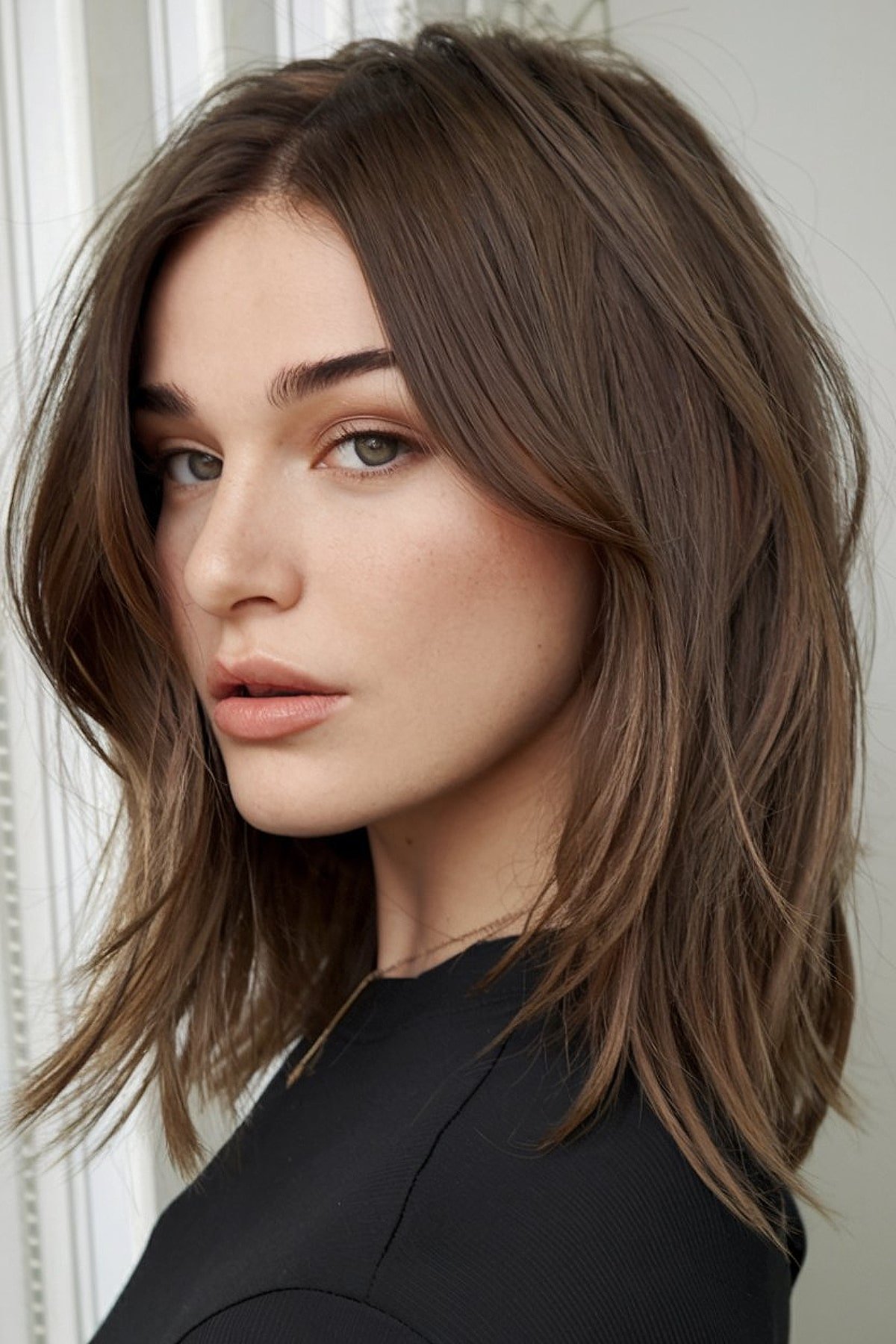 40 Easy Medium-Length Haircuts You Have to Show Your Stylist in 2025