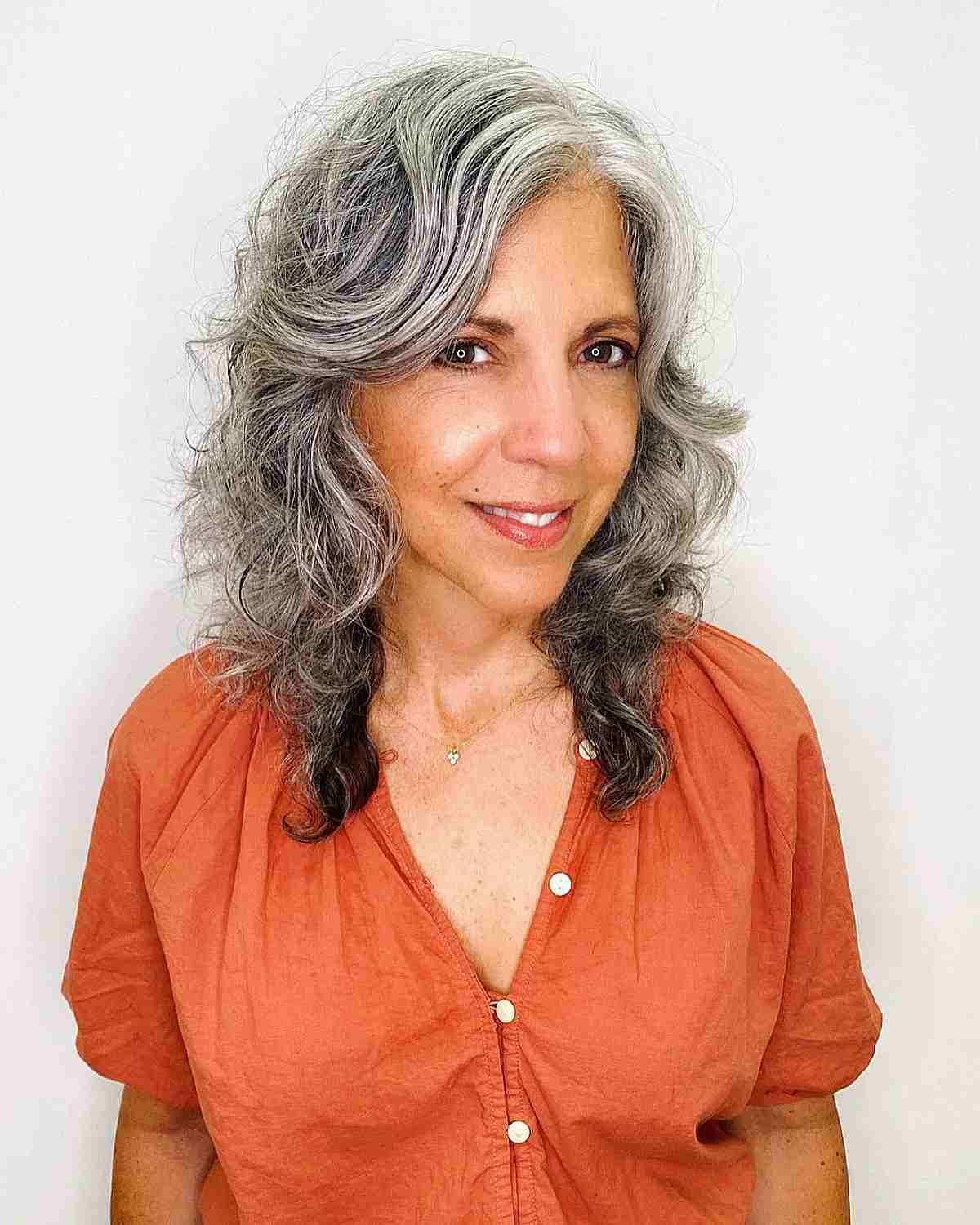 27 Youthful Shag Haircuts for Older Women