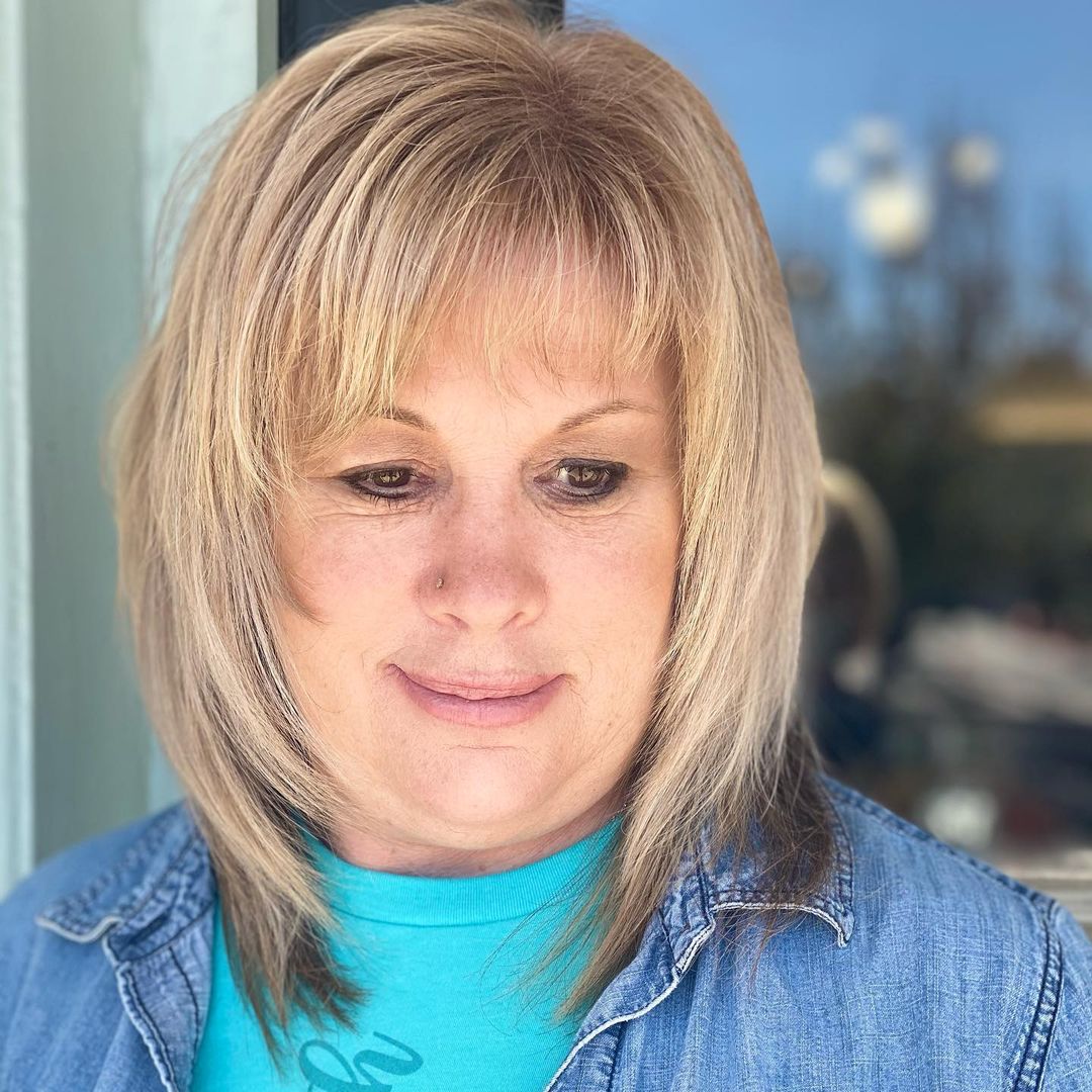 27 Youthful Shag Haircuts for Older Women