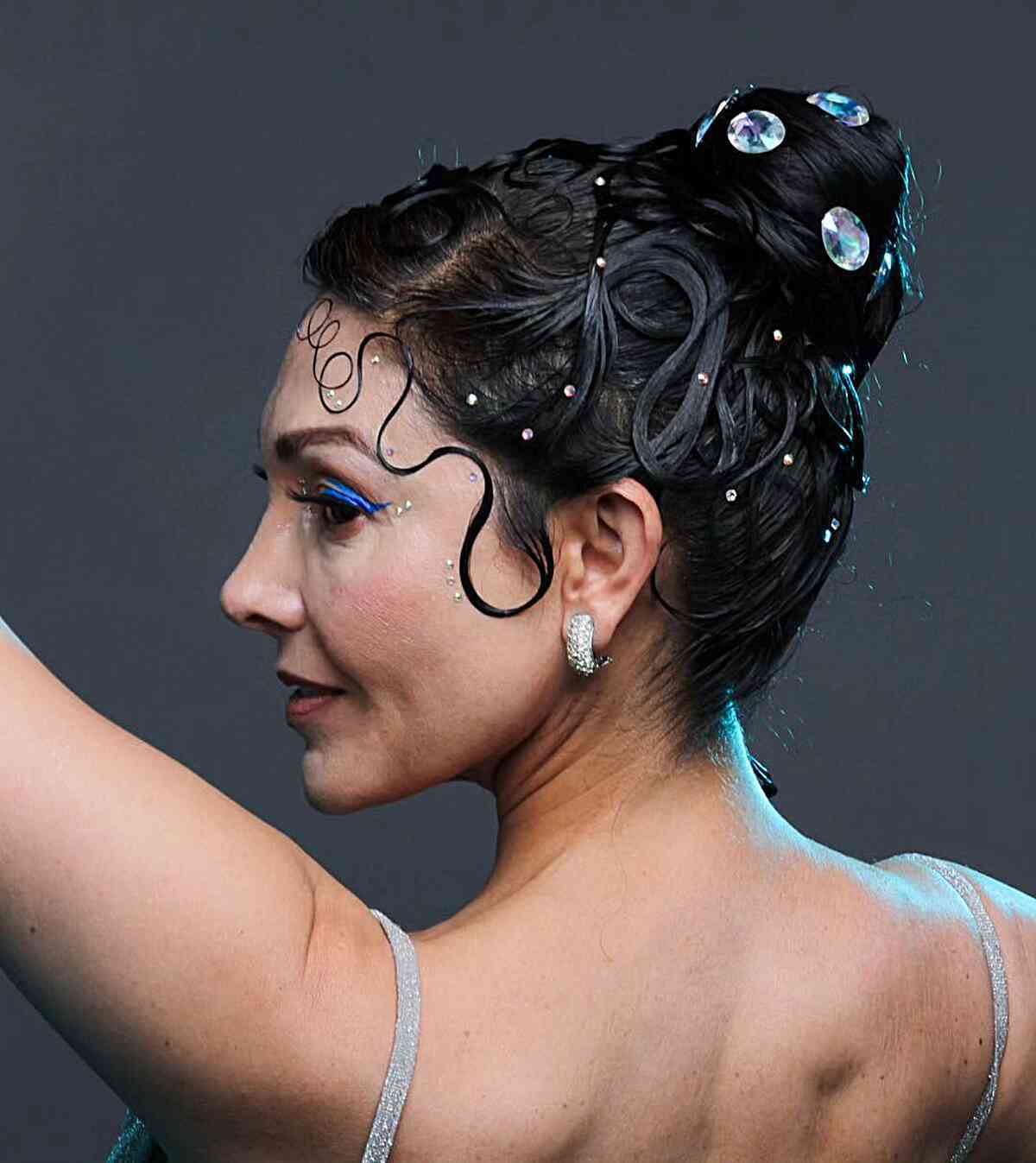 28 Best Ways to Get The “Wet Hairstyle” Trend