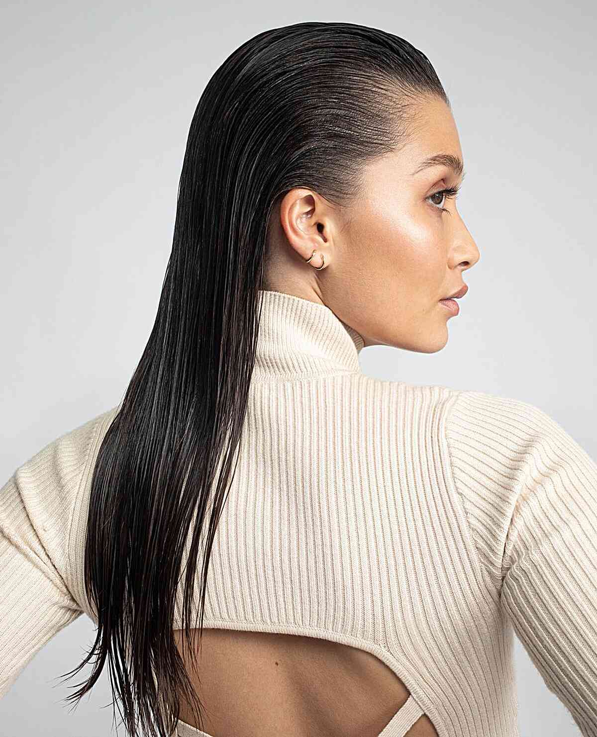 28 Best Ways to Get The “Wet Hairstyle” Trend