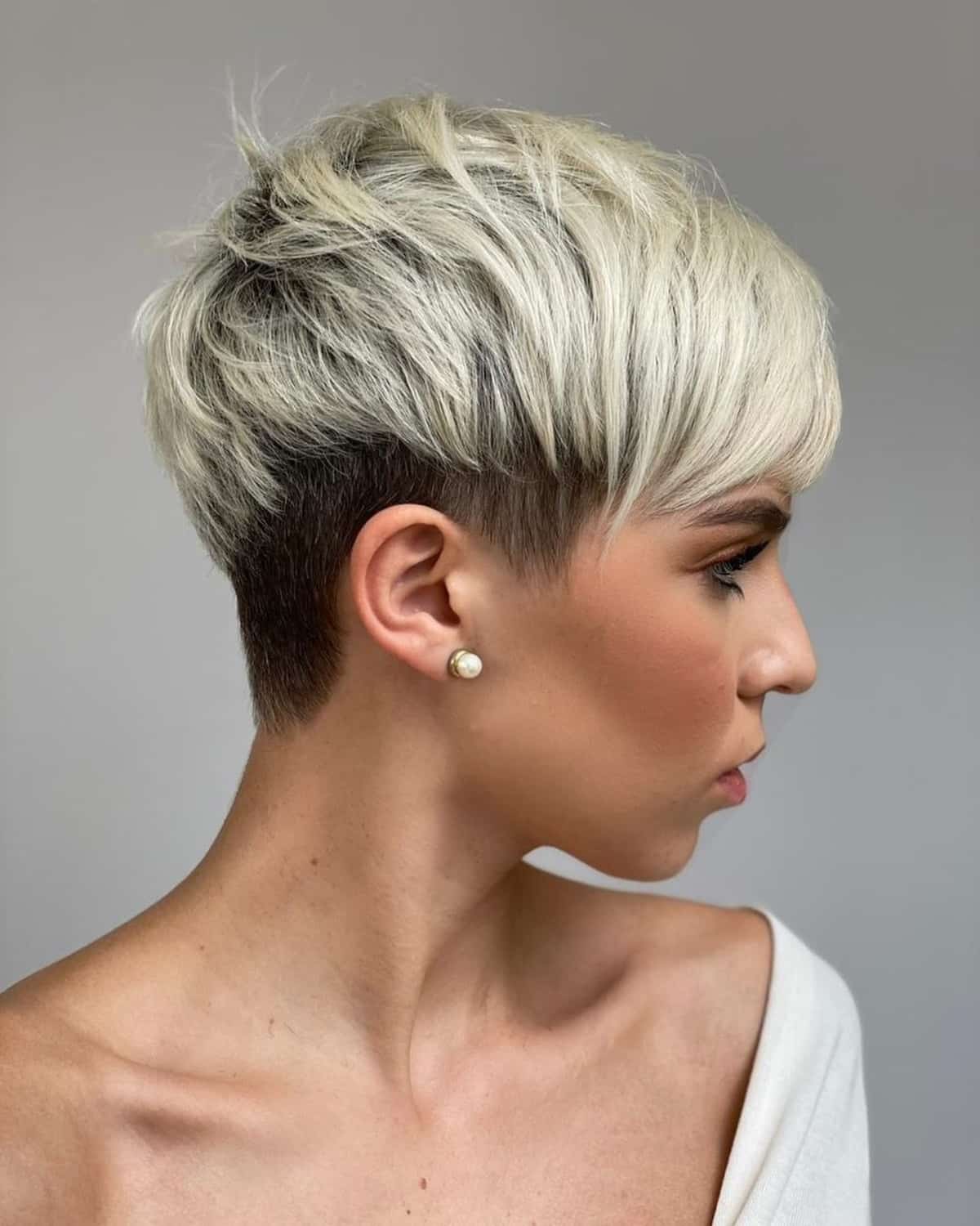 The Top 36 Professional Hairstyles For Women for the Office
