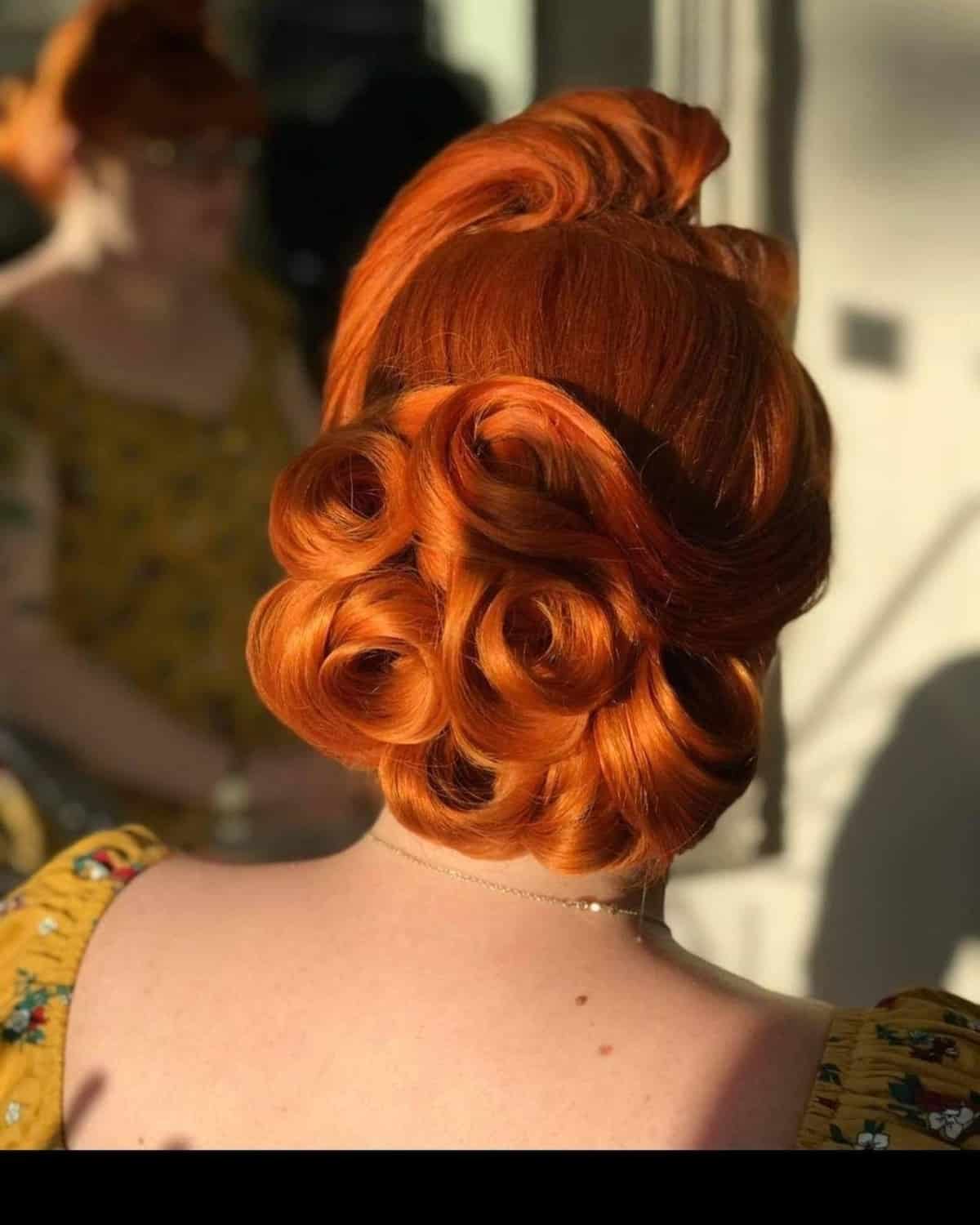 40 Easy Retro &amp; Vintage Hairstyles to Try This Year