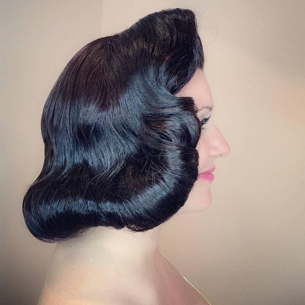 40 Easy Retro &amp; Vintage Hairstyles to Try This Year