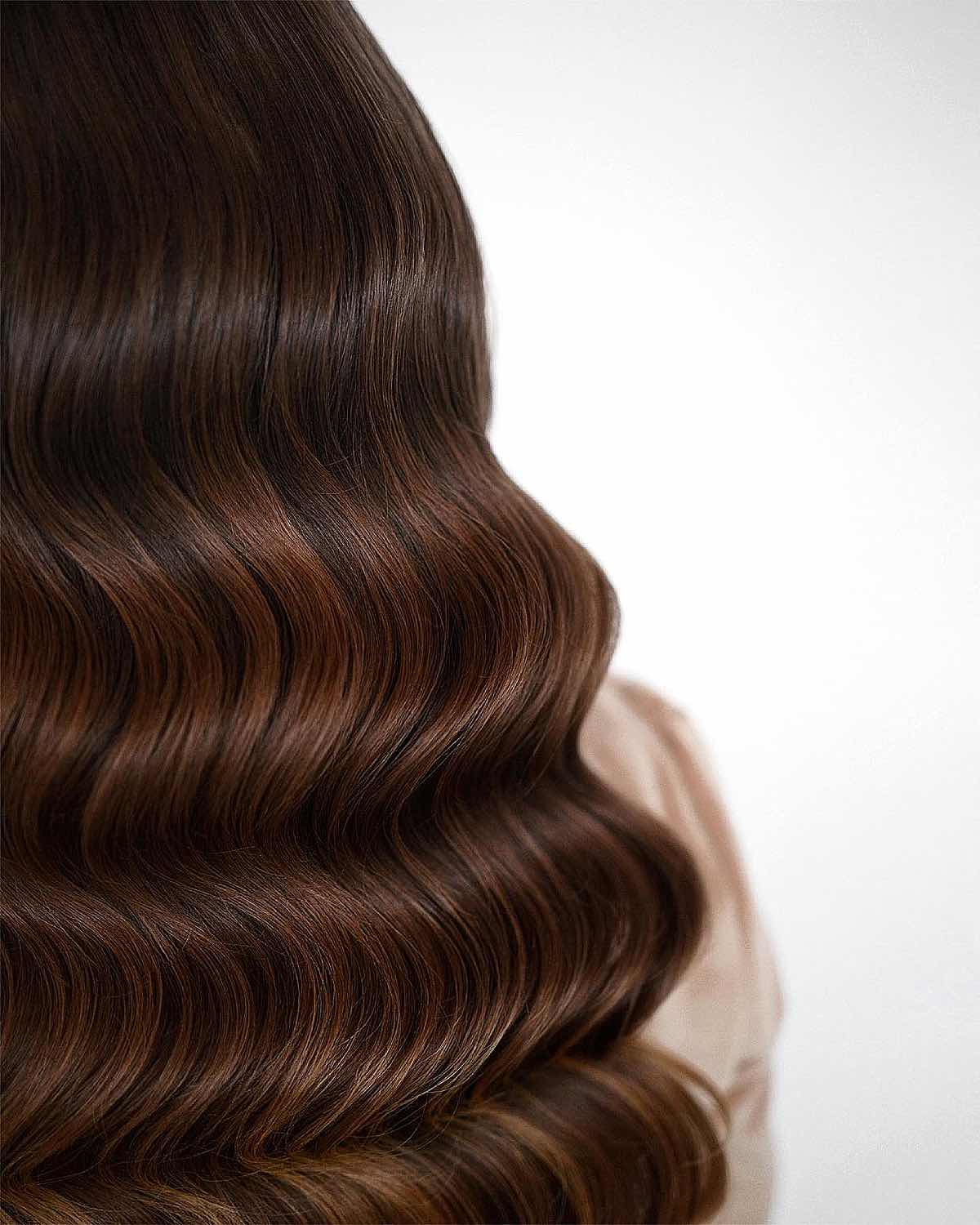 40 Easy Retro &amp; Vintage Hairstyles to Try This Year