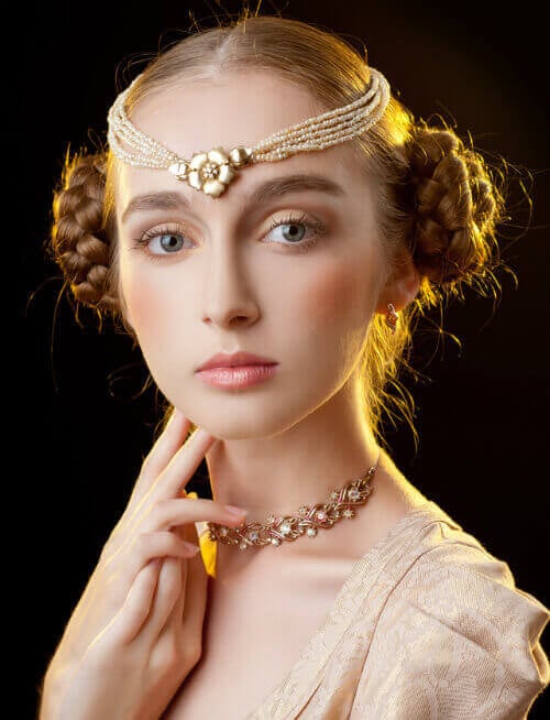 Princess Hairstyles: The 29 Most Charming Ideas