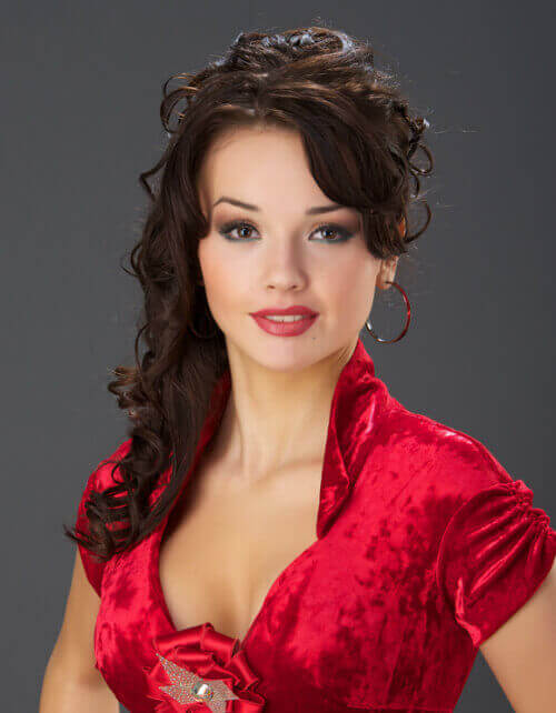 Princess Hairstyles: The 29 Most Charming Ideas